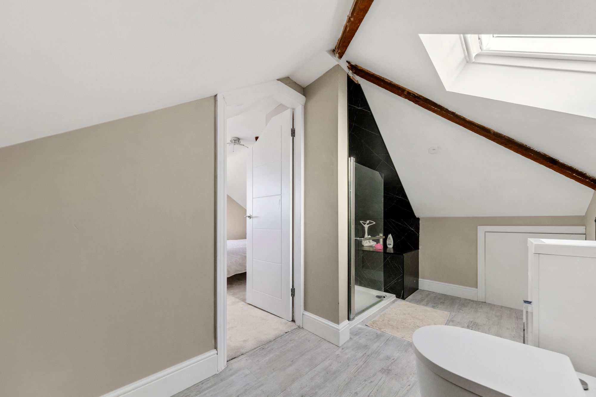 Red Lane, Appleton, WA4