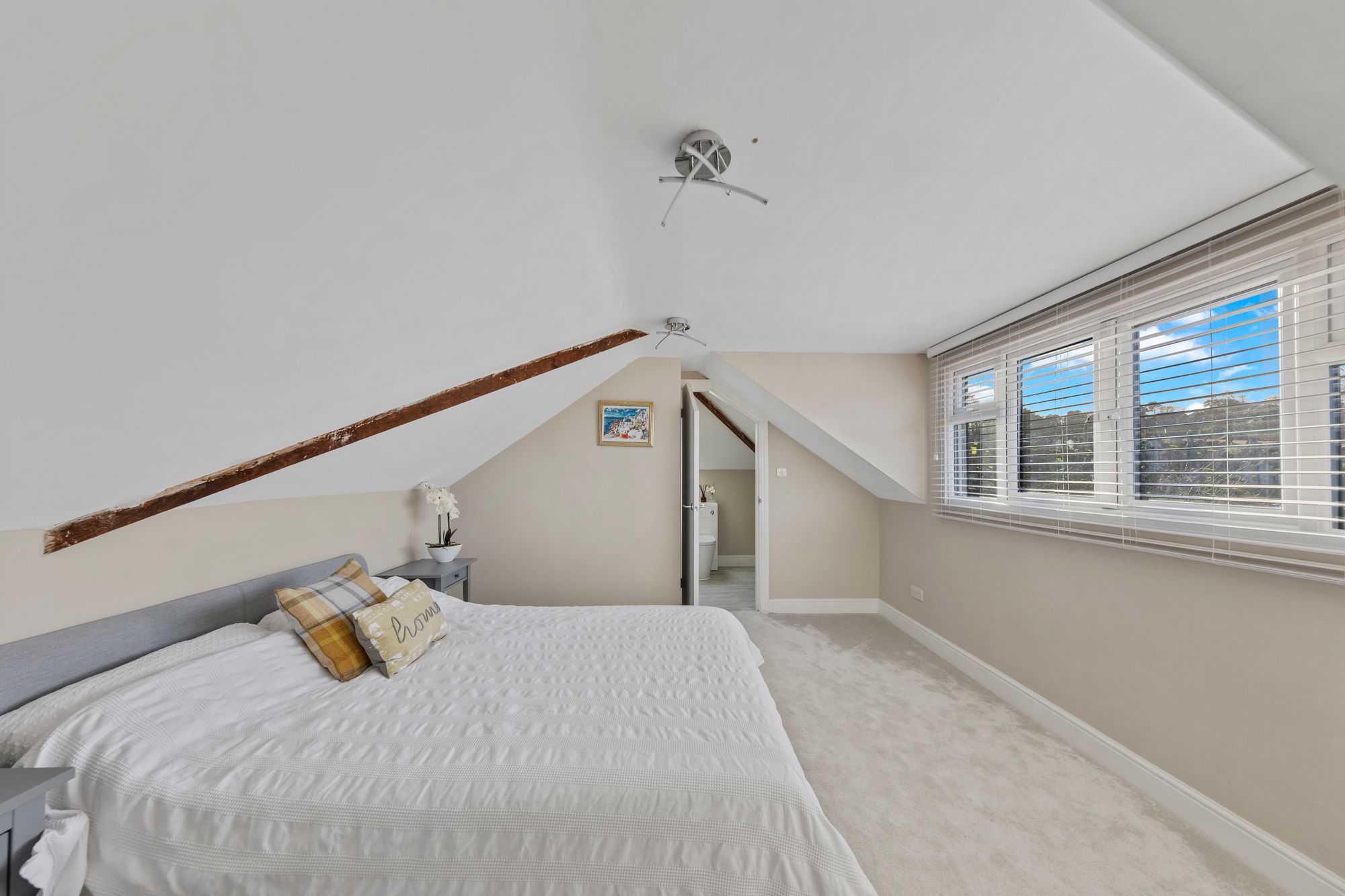 Red Lane, Appleton, WA4