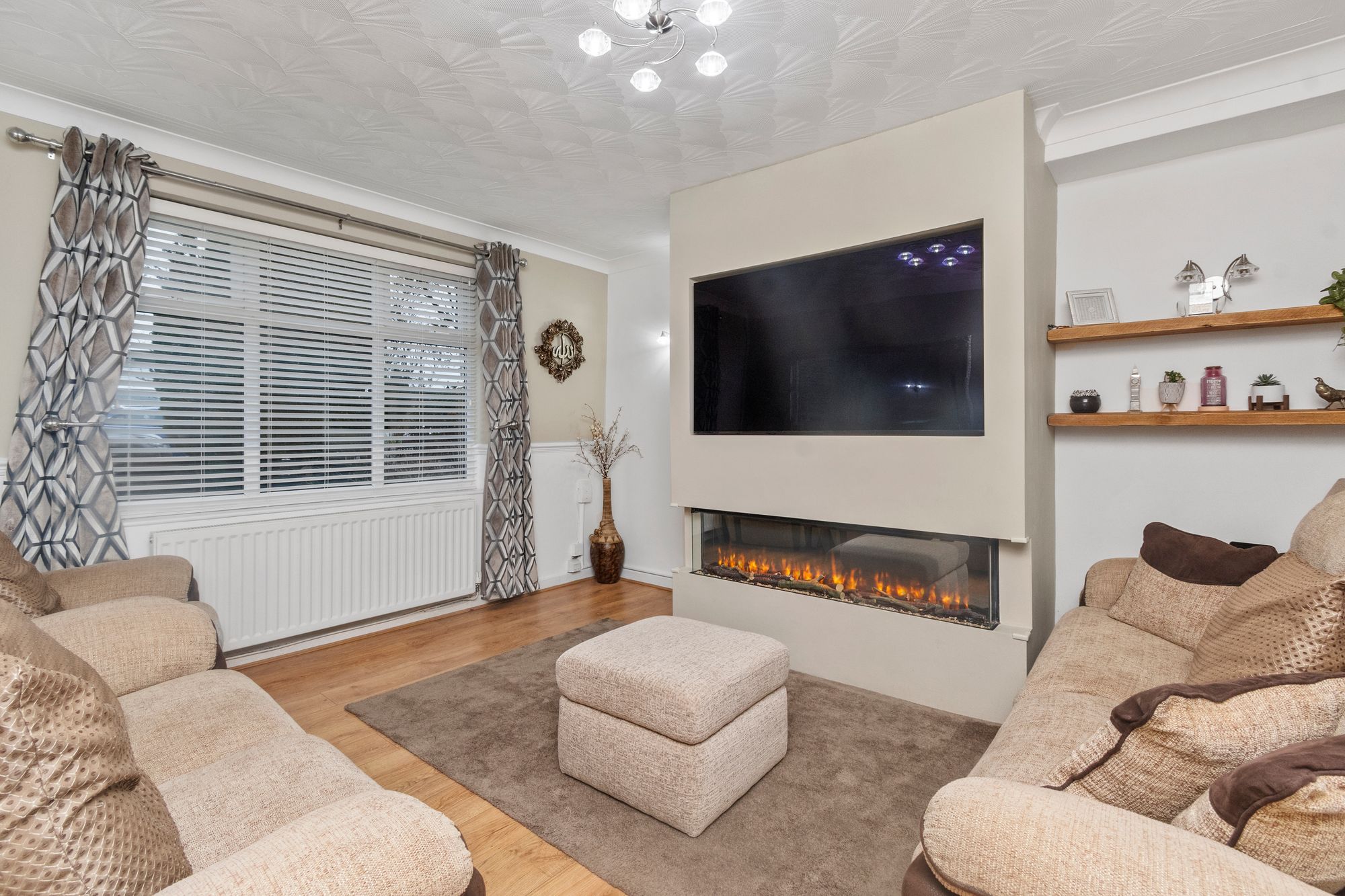 Bridge Road, St. Helens