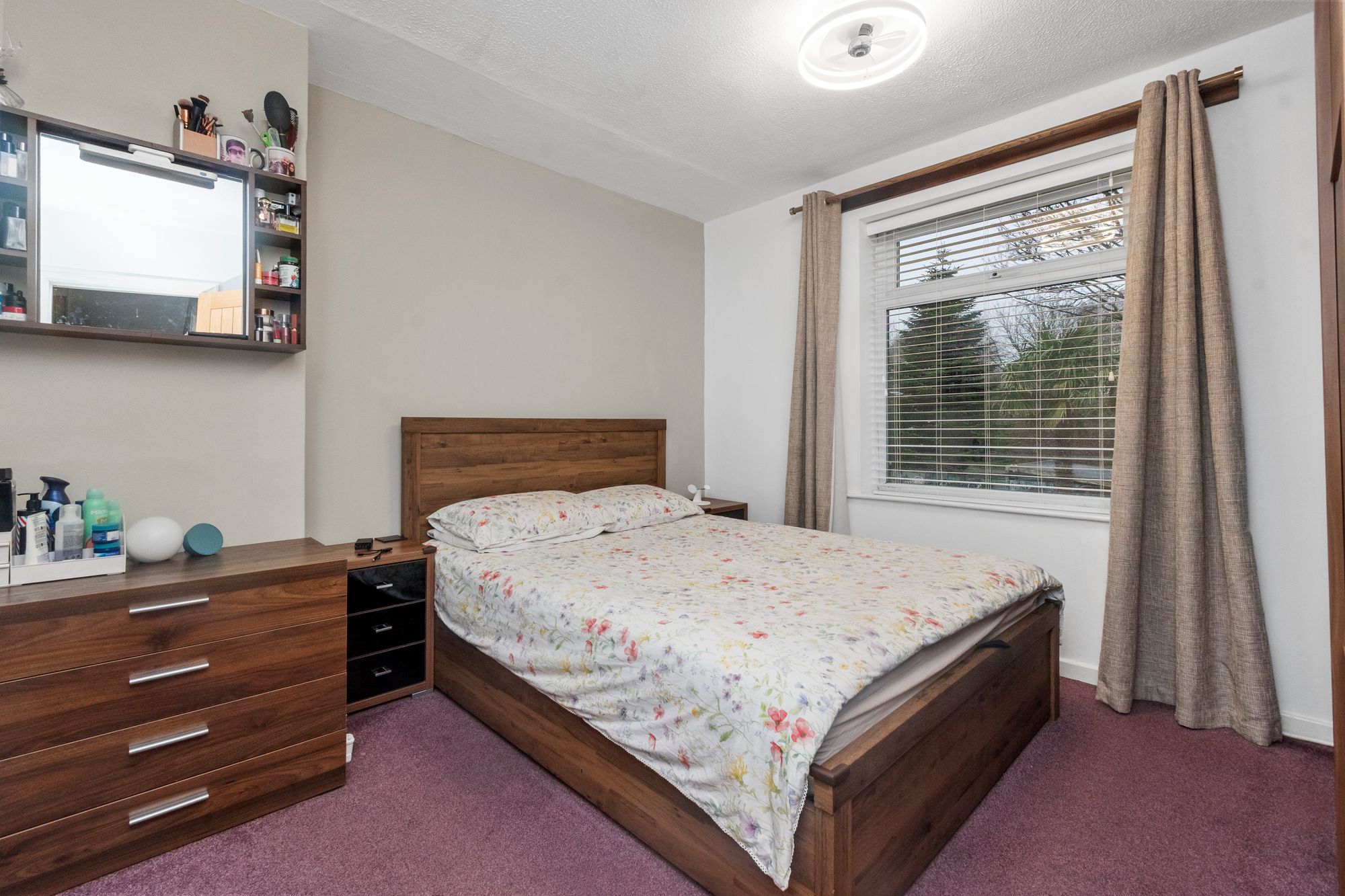 Bridge Road, St. Helens