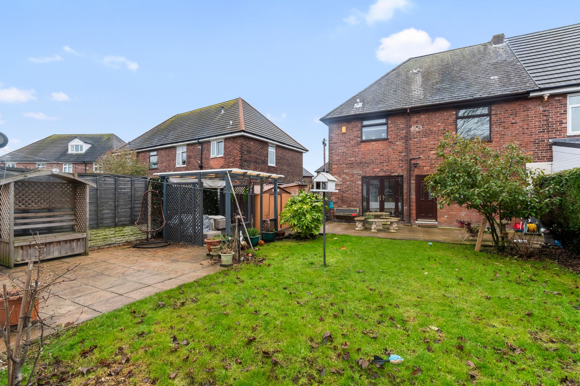 Bridge Road, St. Helens