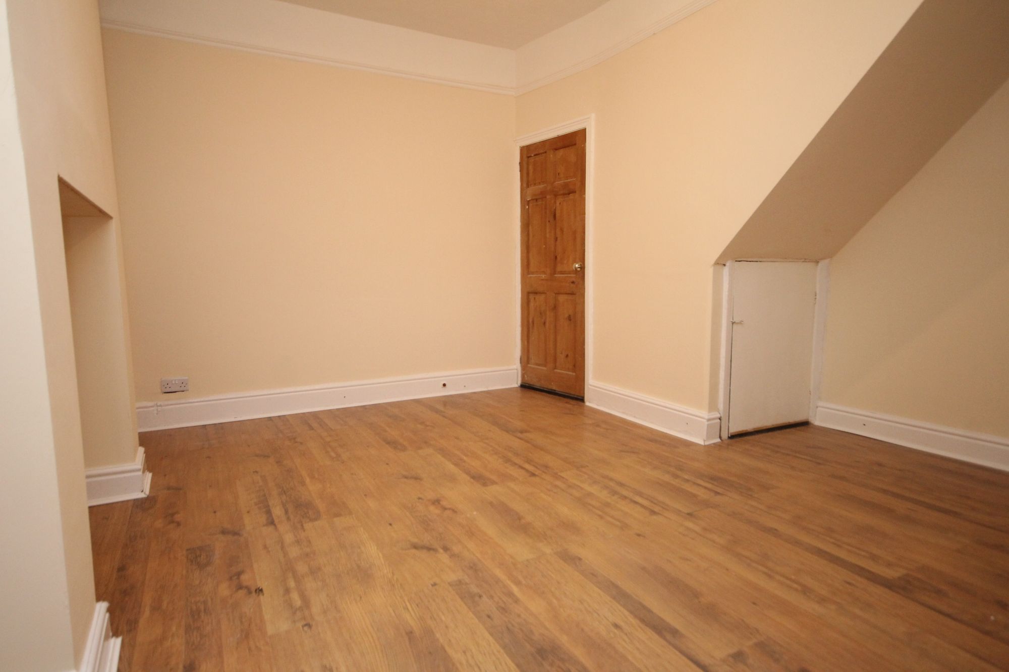 Warrington Road, Whiston, L35