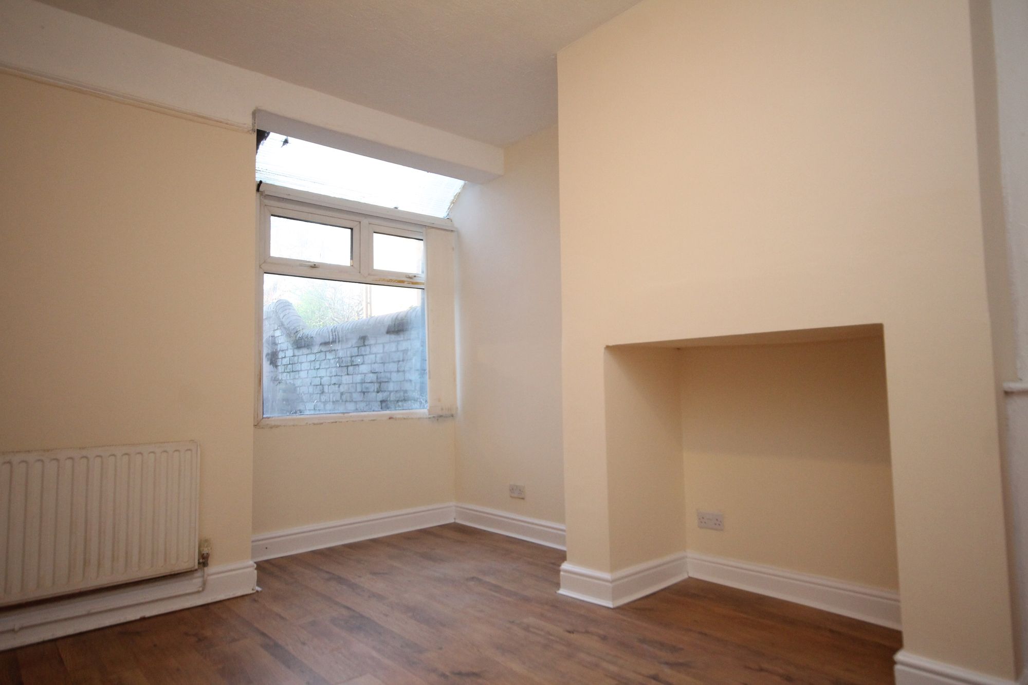 Warrington Road, Whiston, L35