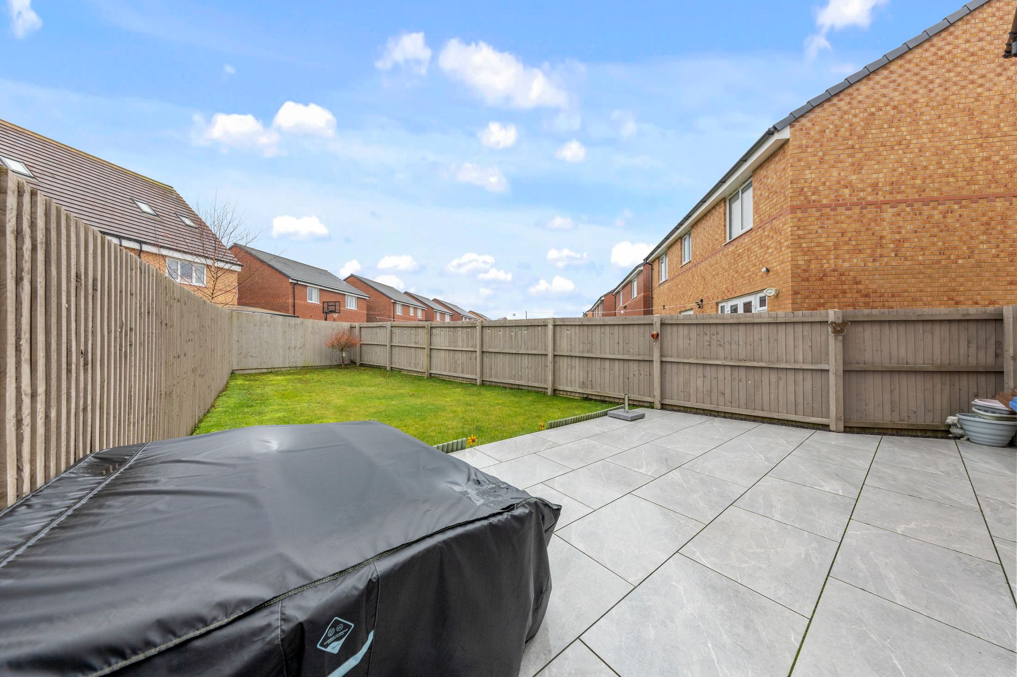 Rothwell Gardens, Golborne, WA3