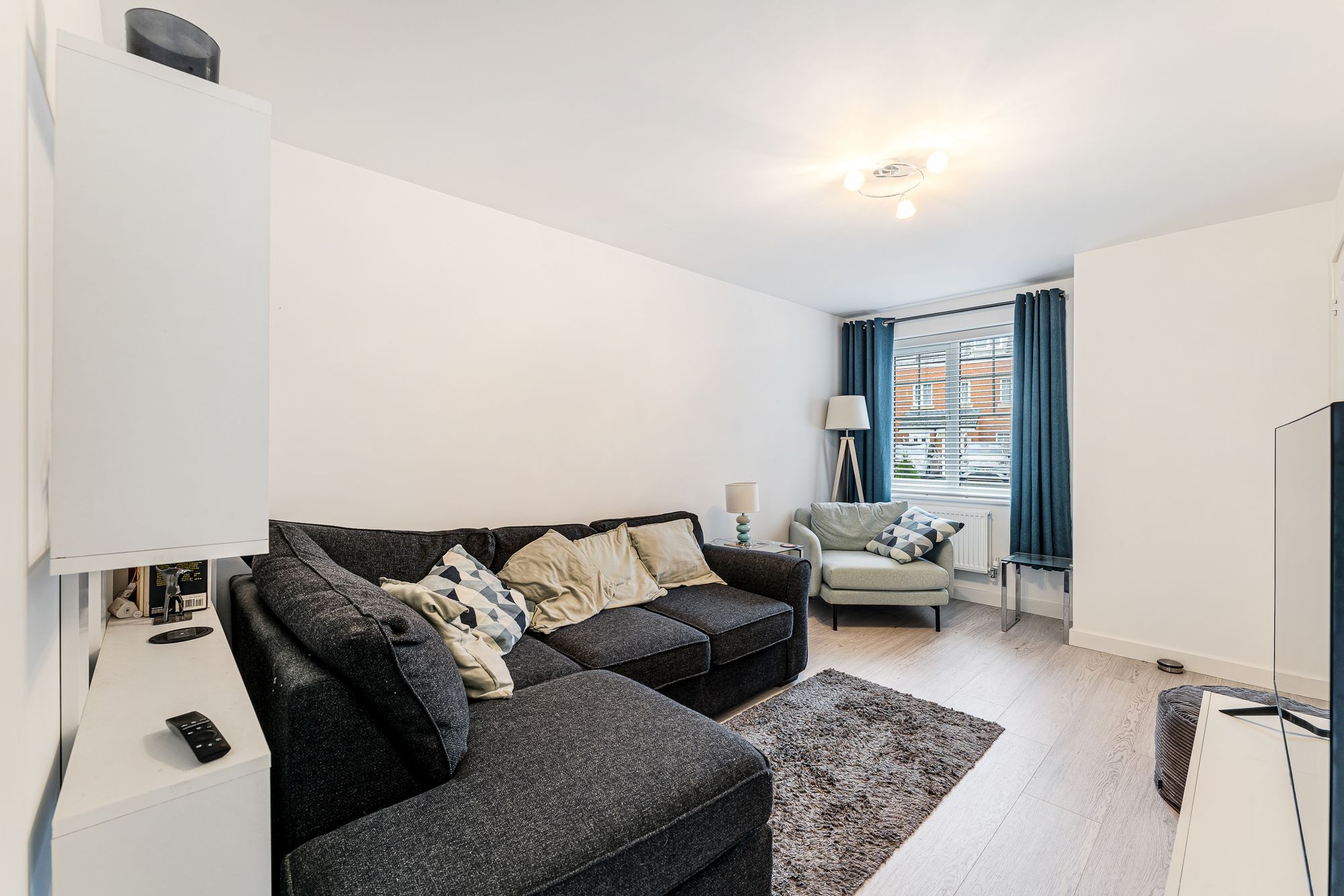 Hadfield Grove, Leigh