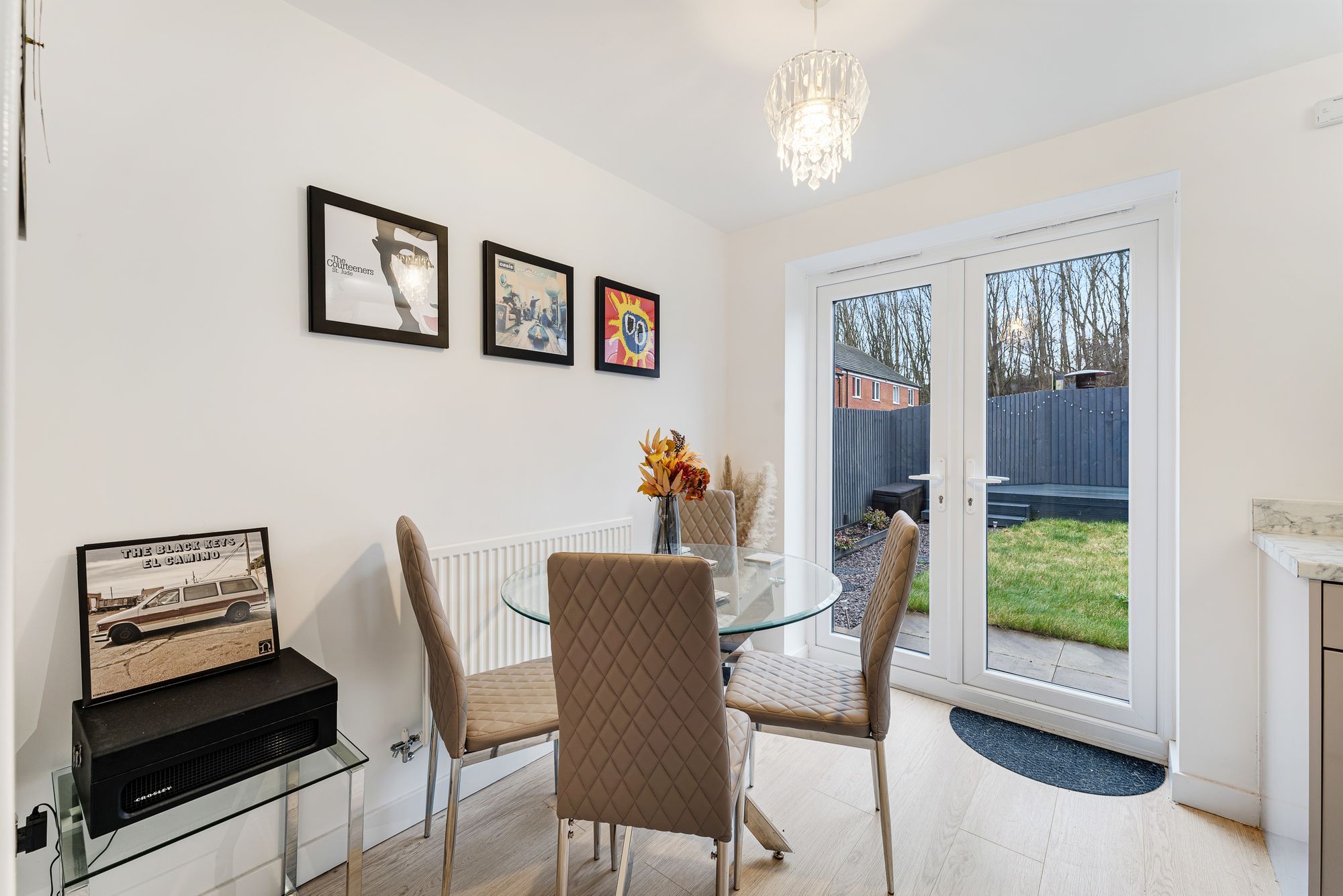 Hadfield Grove, Leigh