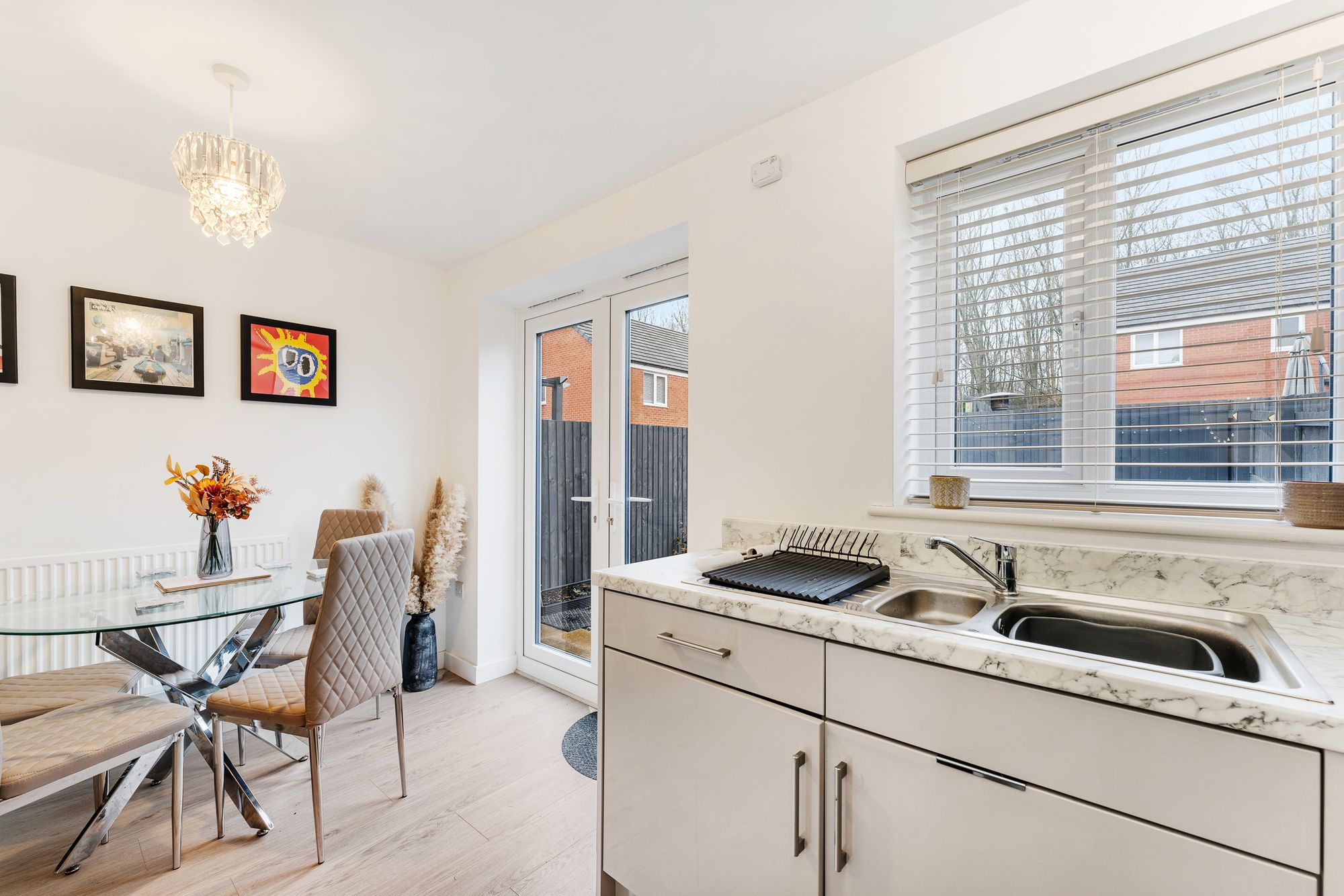 Hadfield Grove, Leigh