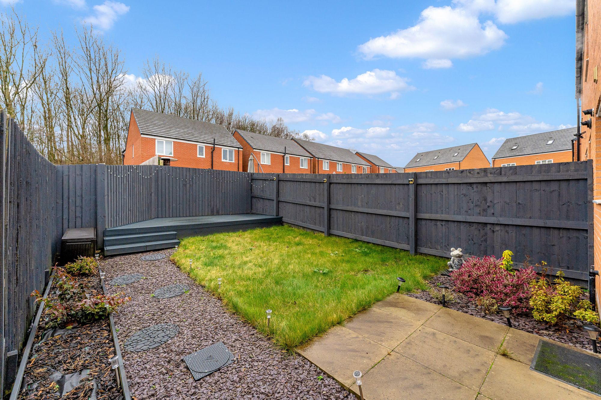 Hadfield Grove, Leigh