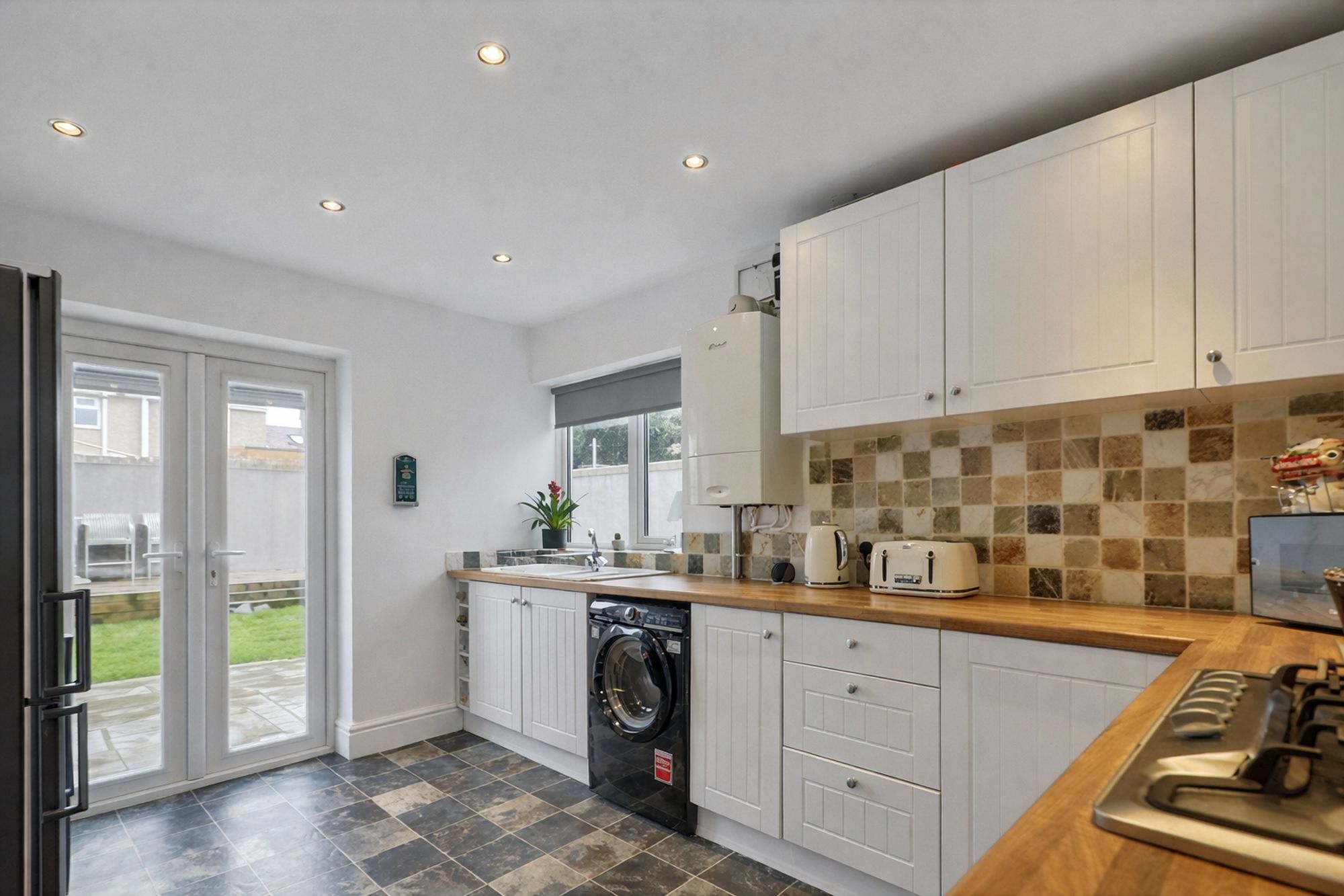 8543ec72-7c3b-4893-a2f8-181242ccd5eb