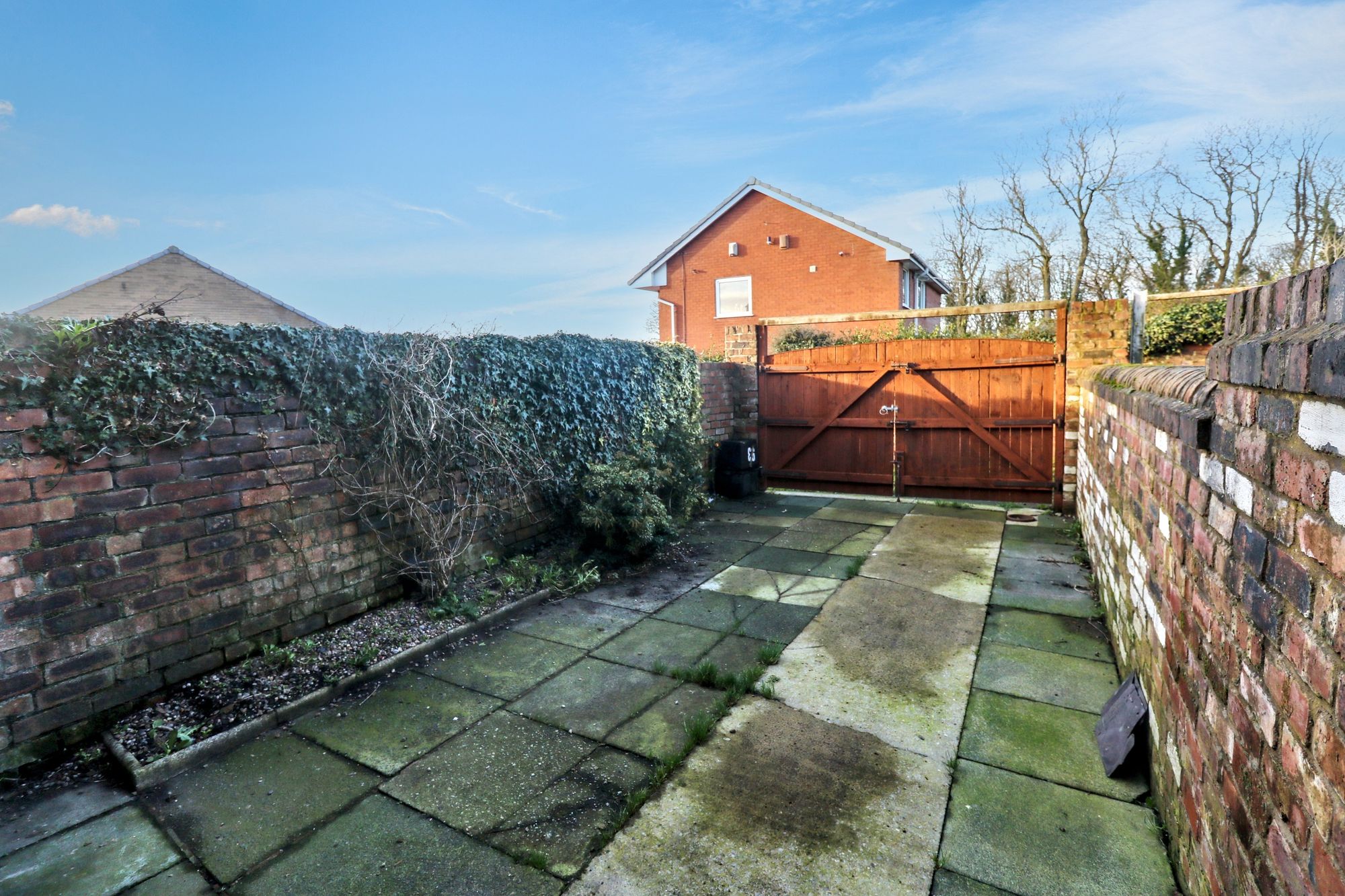 Moss Bank Road, St. Helens