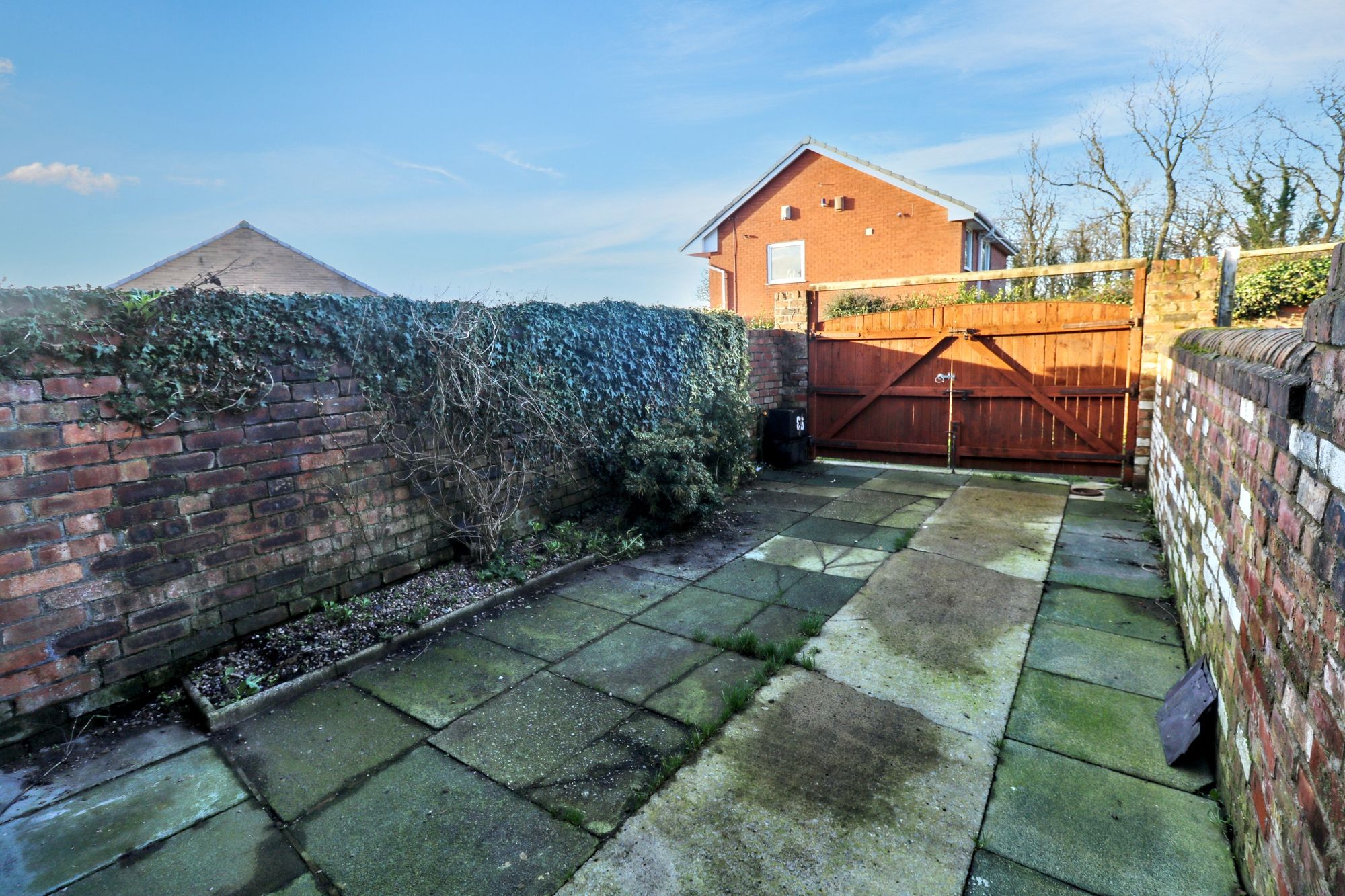 Moss Bank Road, St. Helens