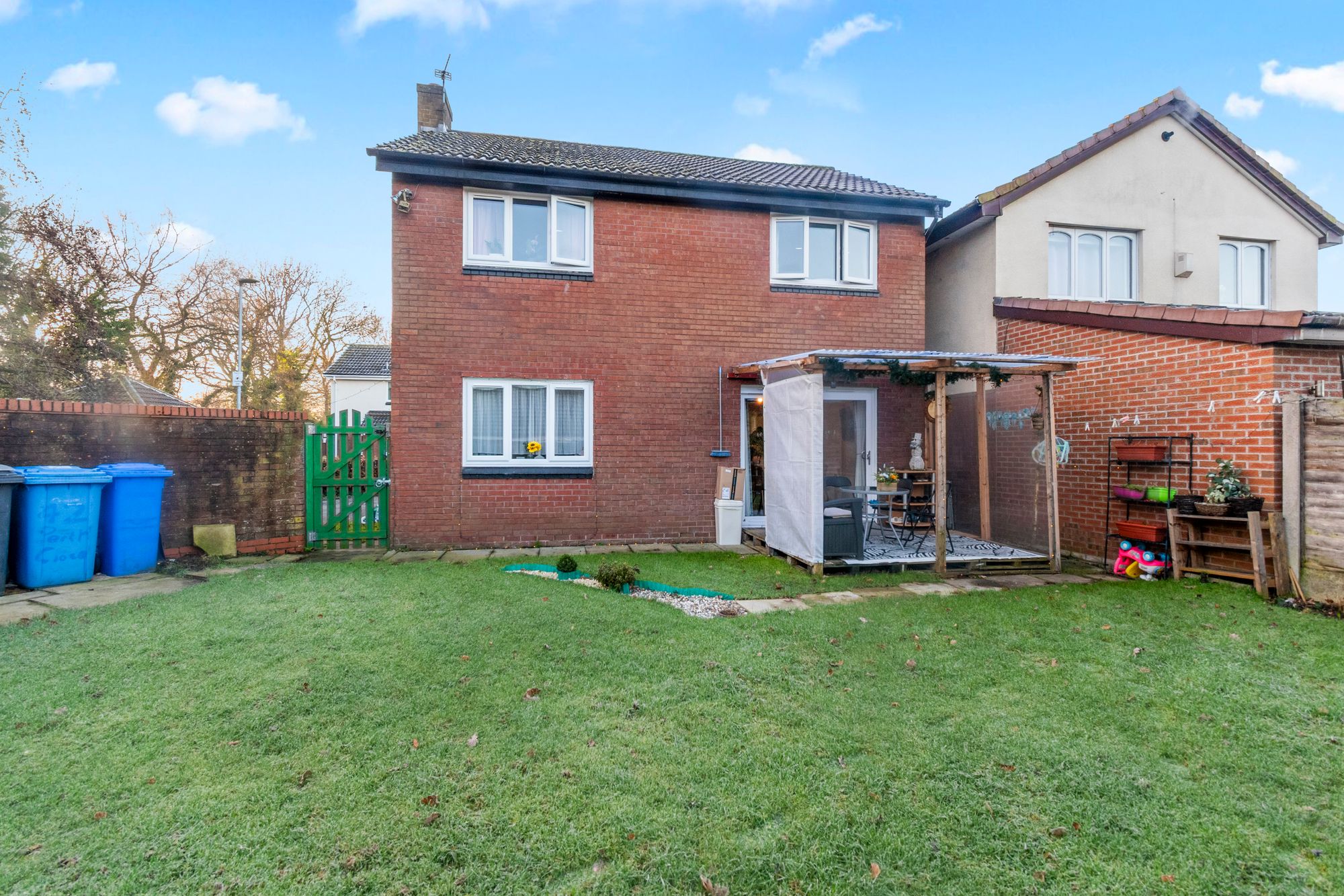 Perth Close, Warrington