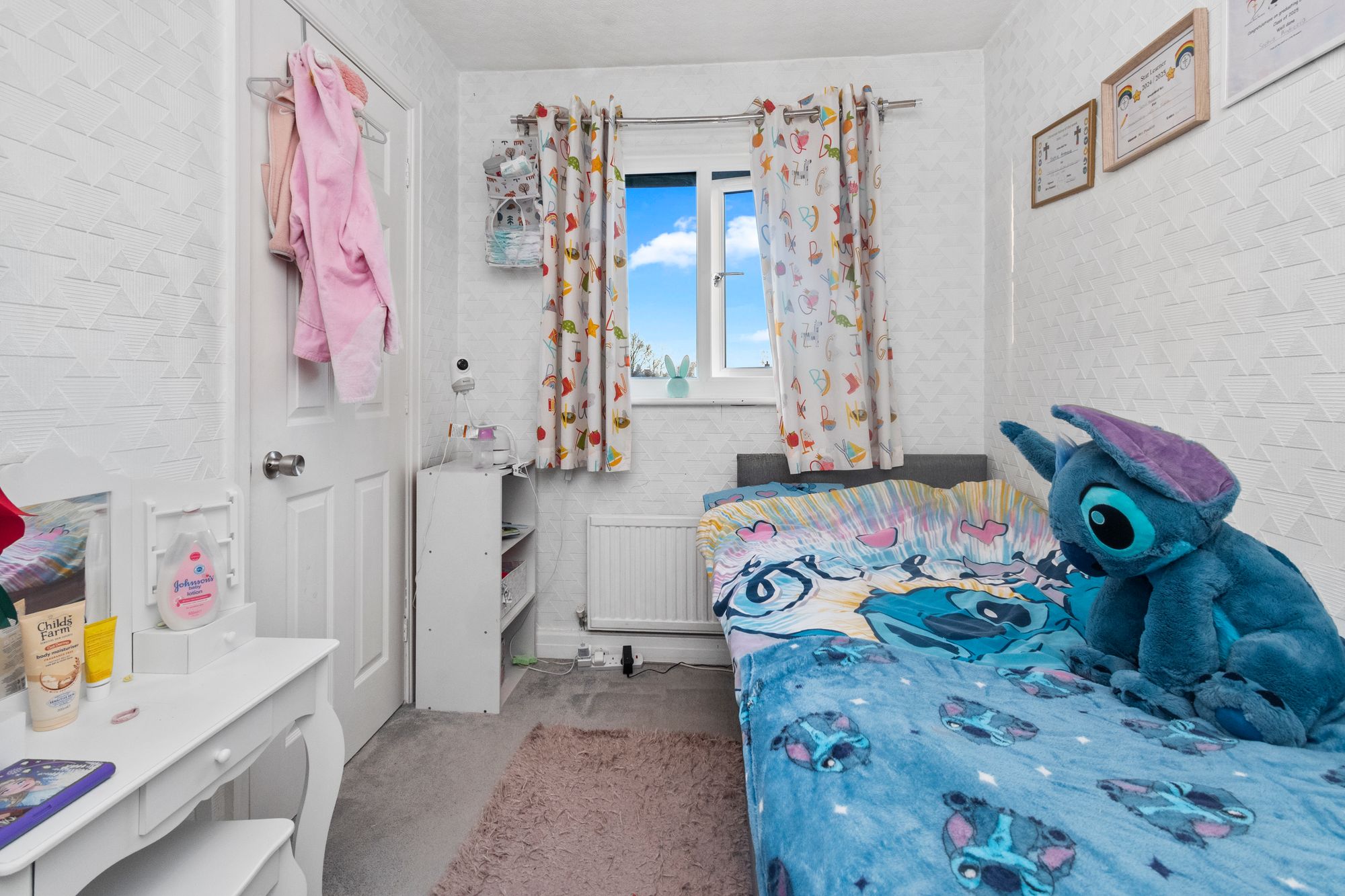 Perth Close, Warrington