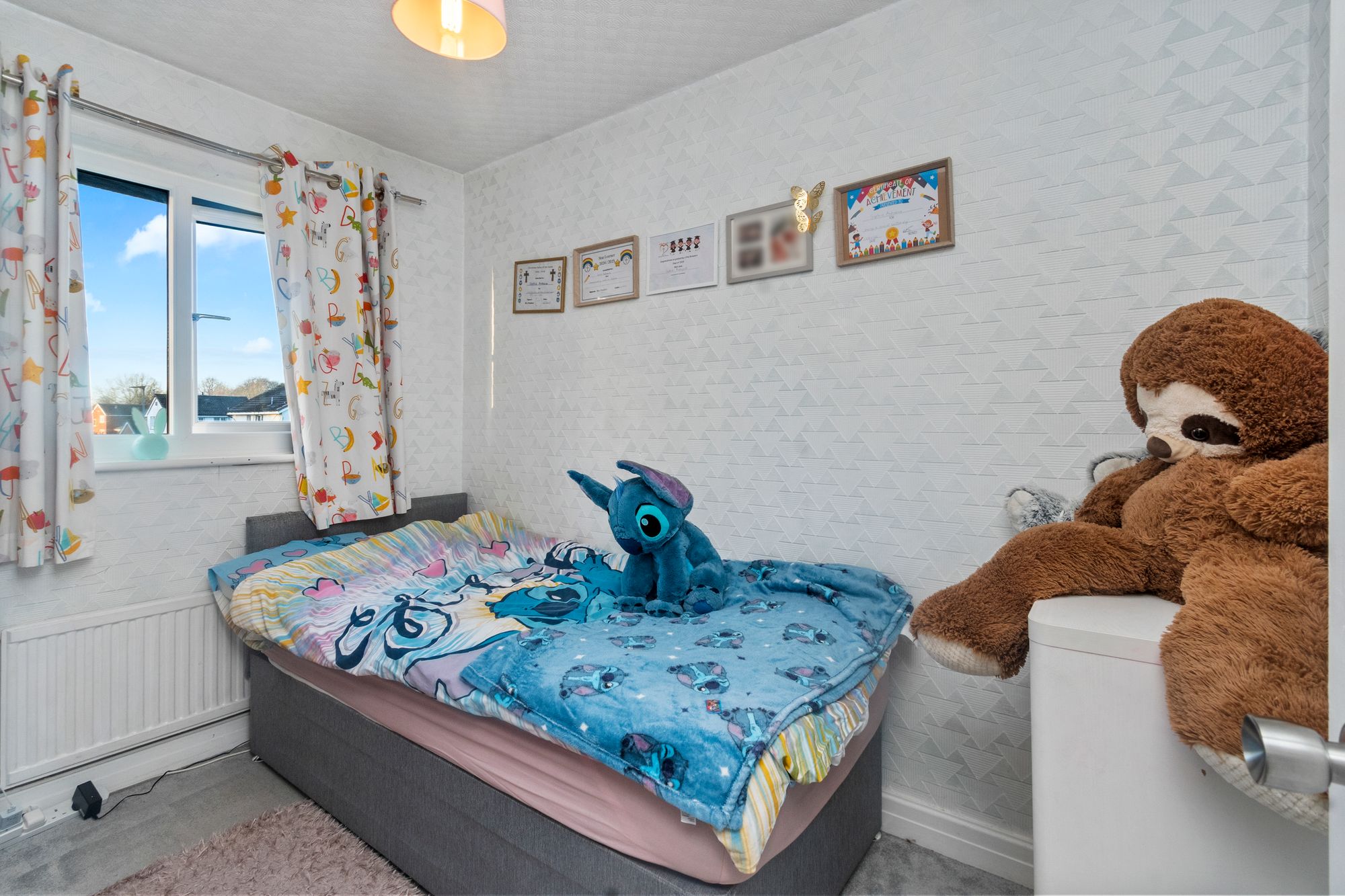 Perth Close, Warrington