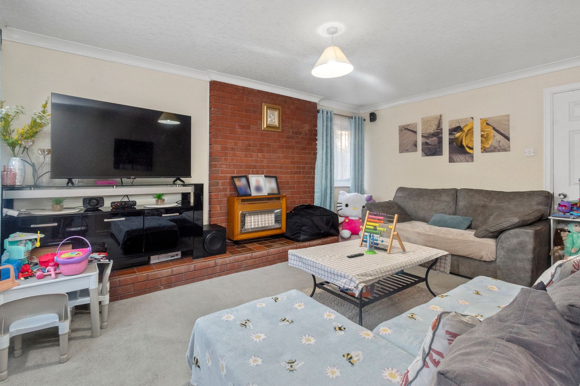 Perth Close, Warrington