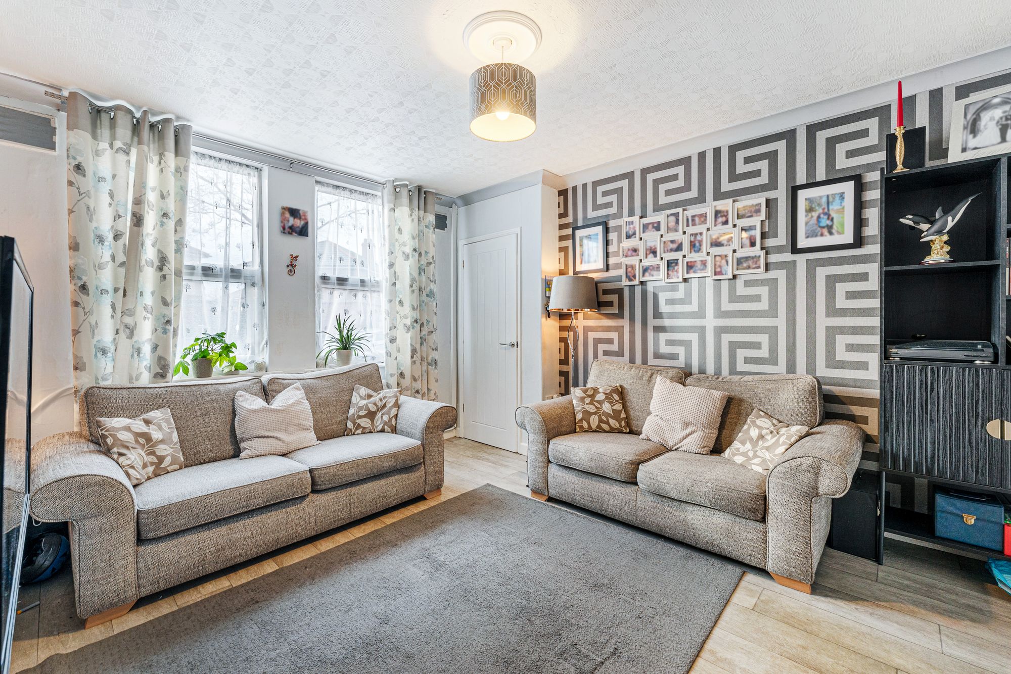 Diamond Street, Leigh