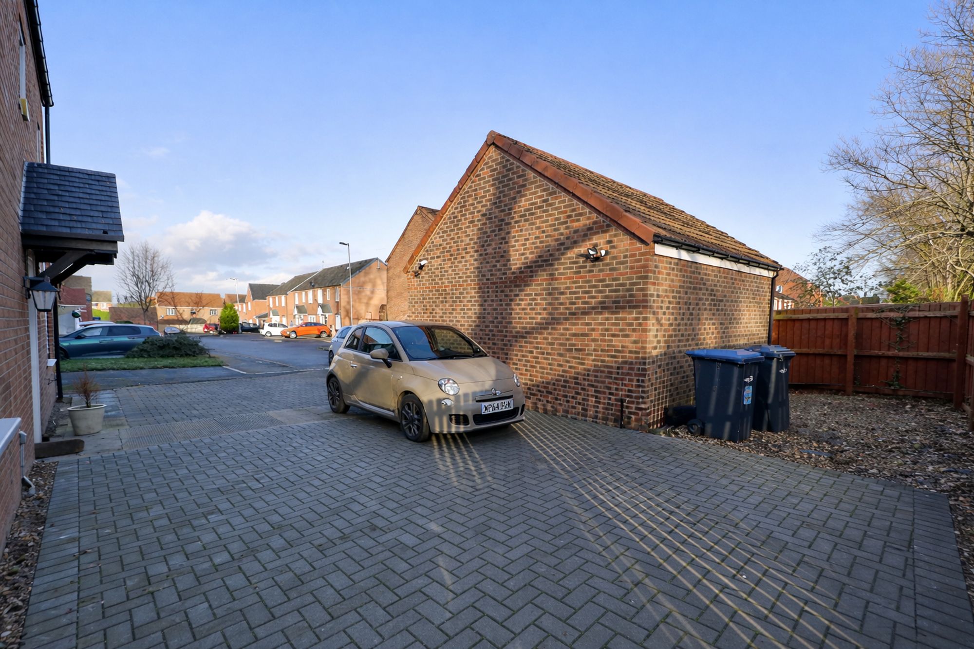 01bc2d02-f4d9-4661-8a88-3173b3d4157b