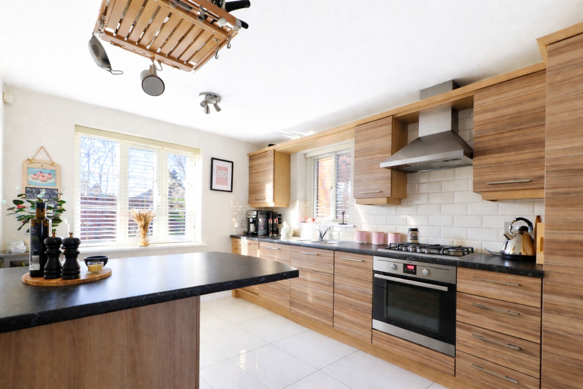 d12a6b15-d738-473c-9b55-612c41fd42fe