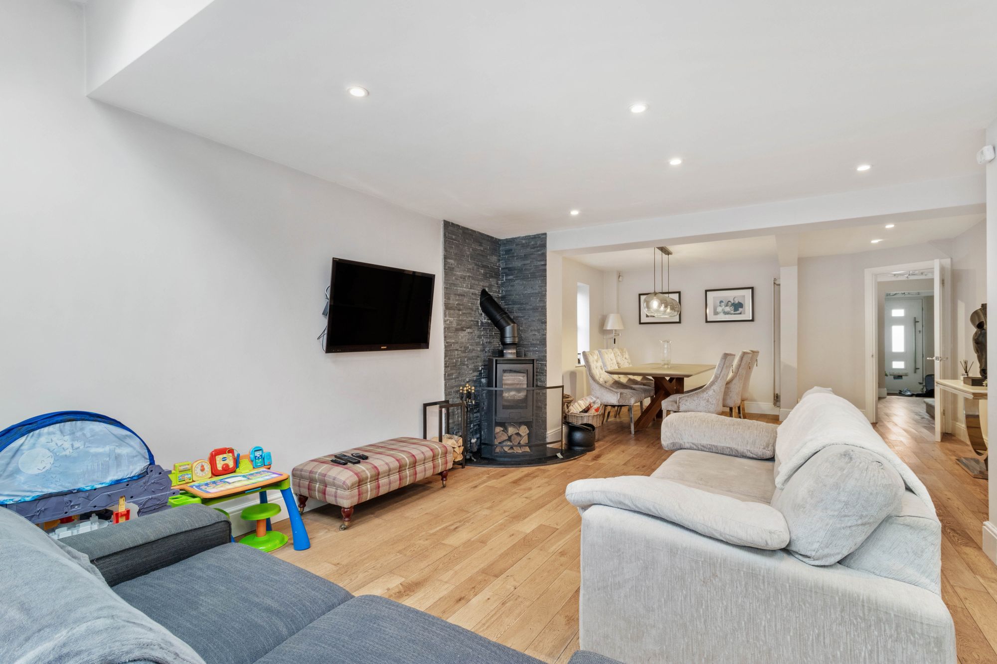 Pewterspear Green Road, Appleton, WA4