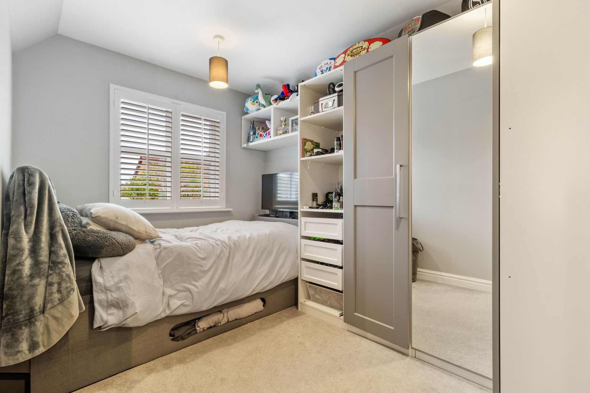 Pewterspear Green Road, Appleton, WA4