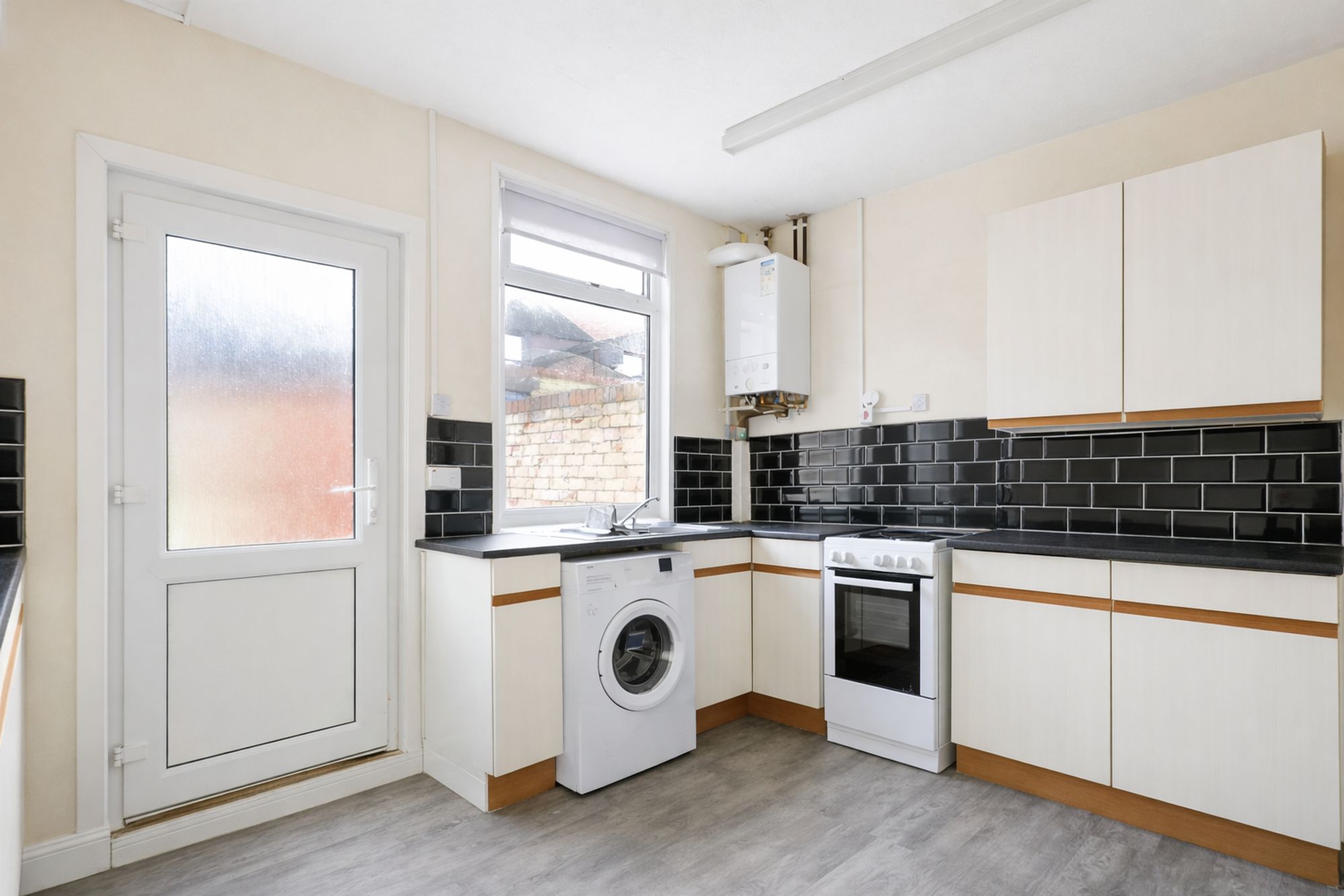 574f0763-0c06-4945-8bb4-2f8390fb8e47