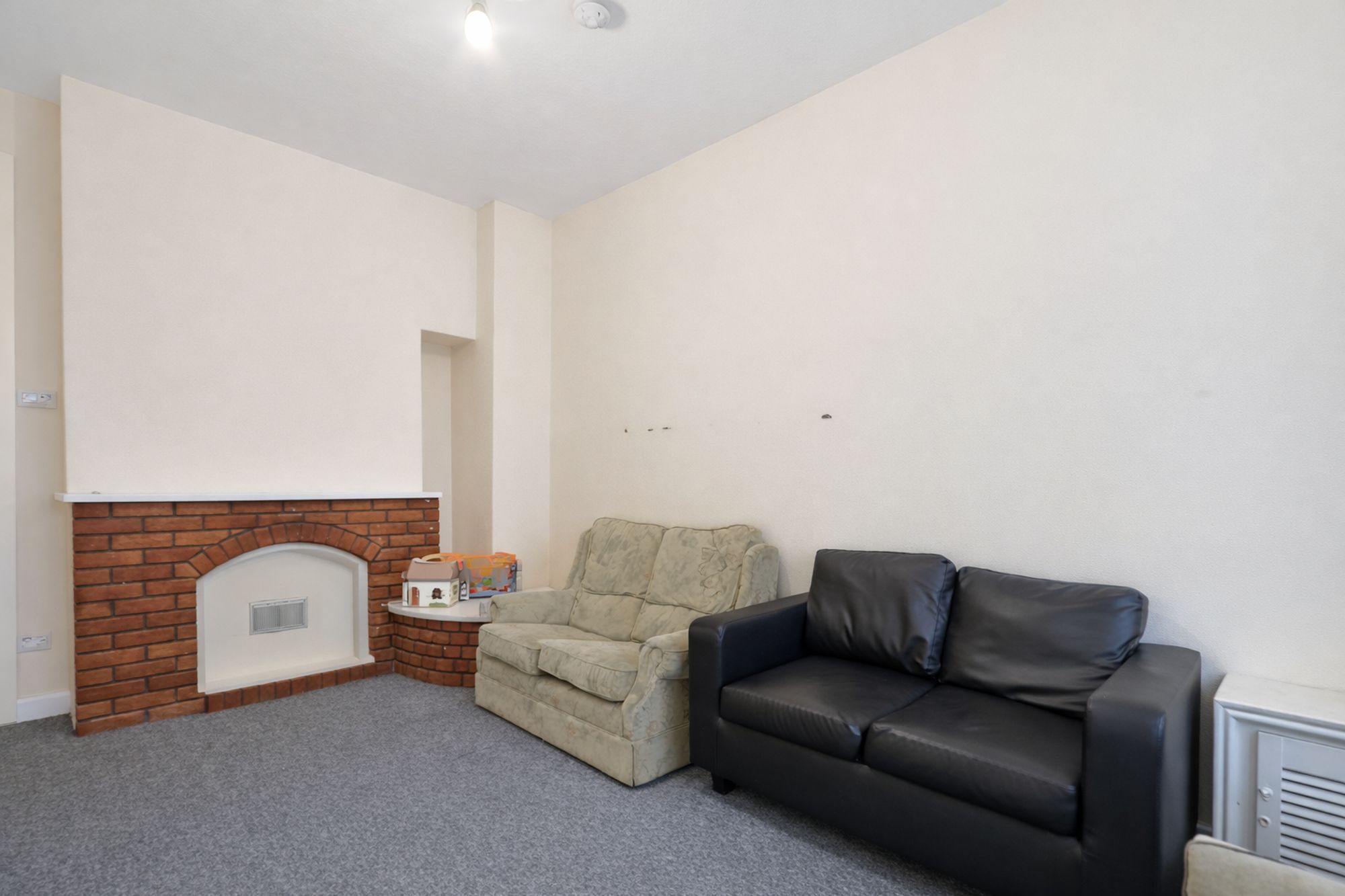 d56b5581-2d11-4cce-9049-33e4724f252c