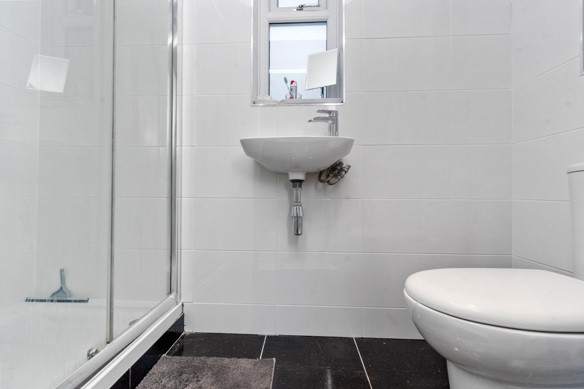 Victoria Avenue, St. Helens