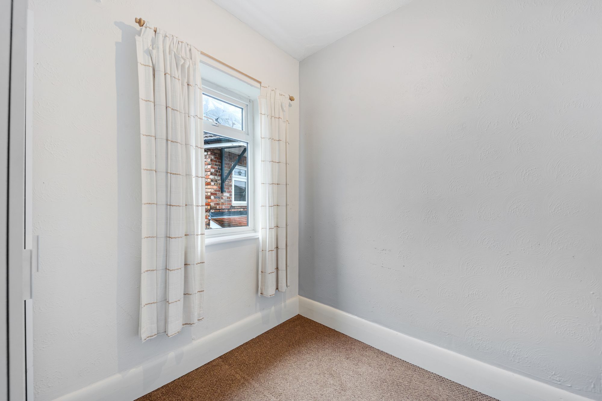 Heyes Road, Widnes, WA8