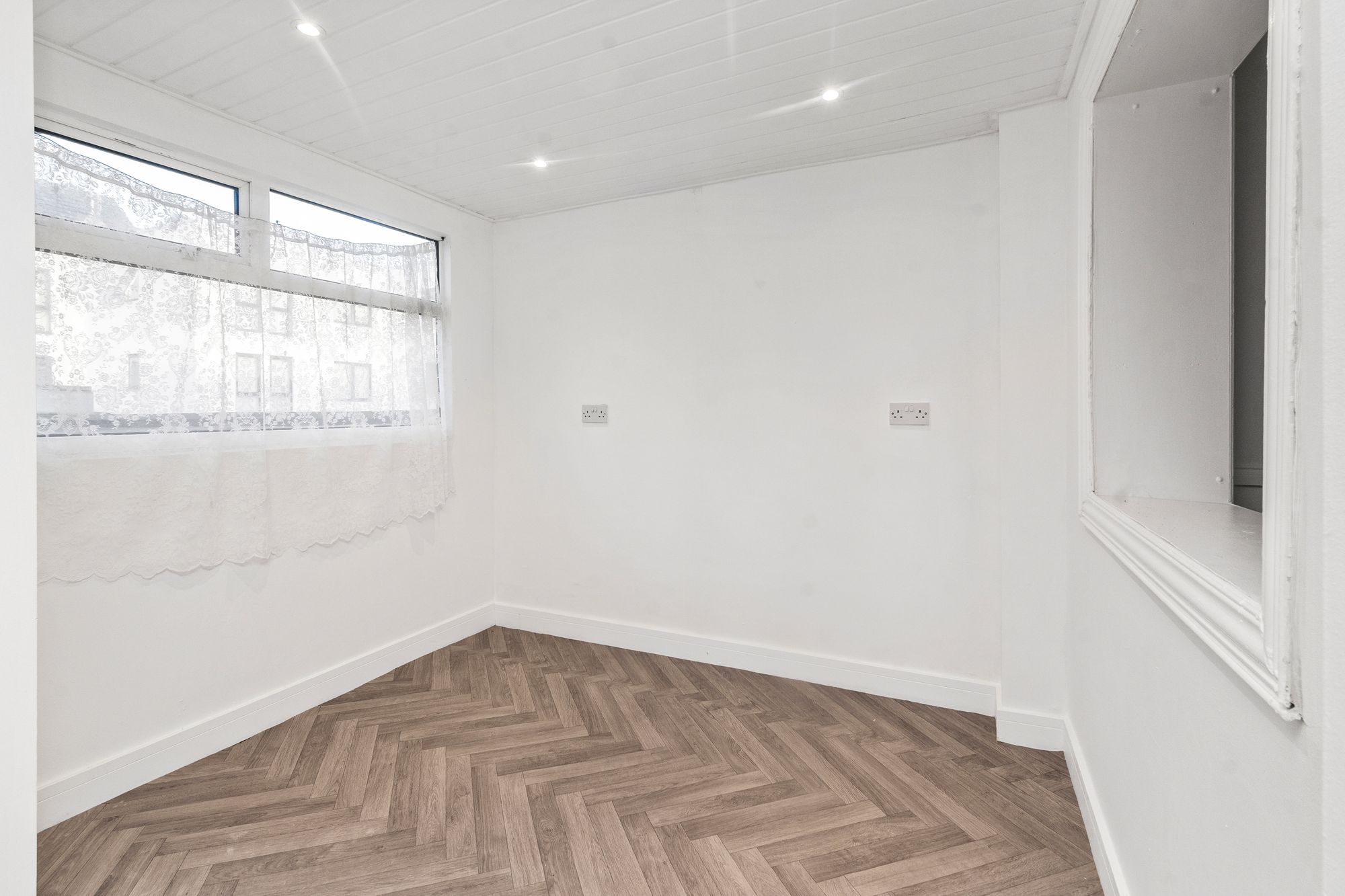 Albion Street, St. Helens, WA10