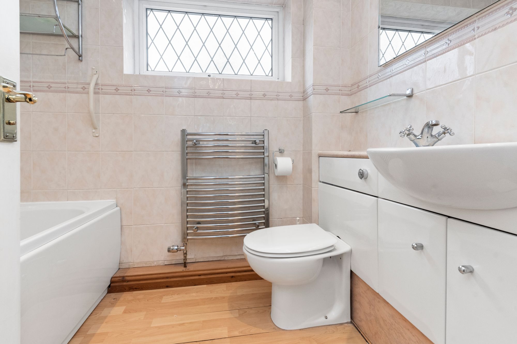 St. Andrews Close, Fearnhead, WA2