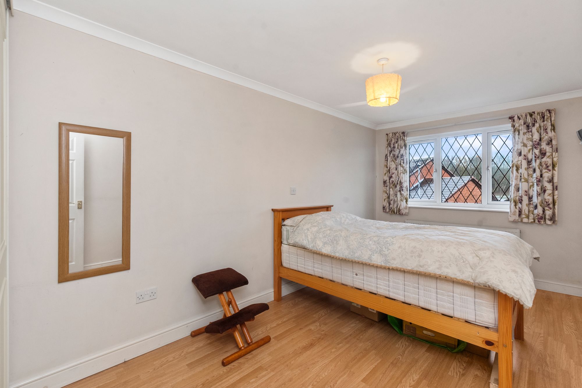 St. Andrews Close, Fearnhead, WA2