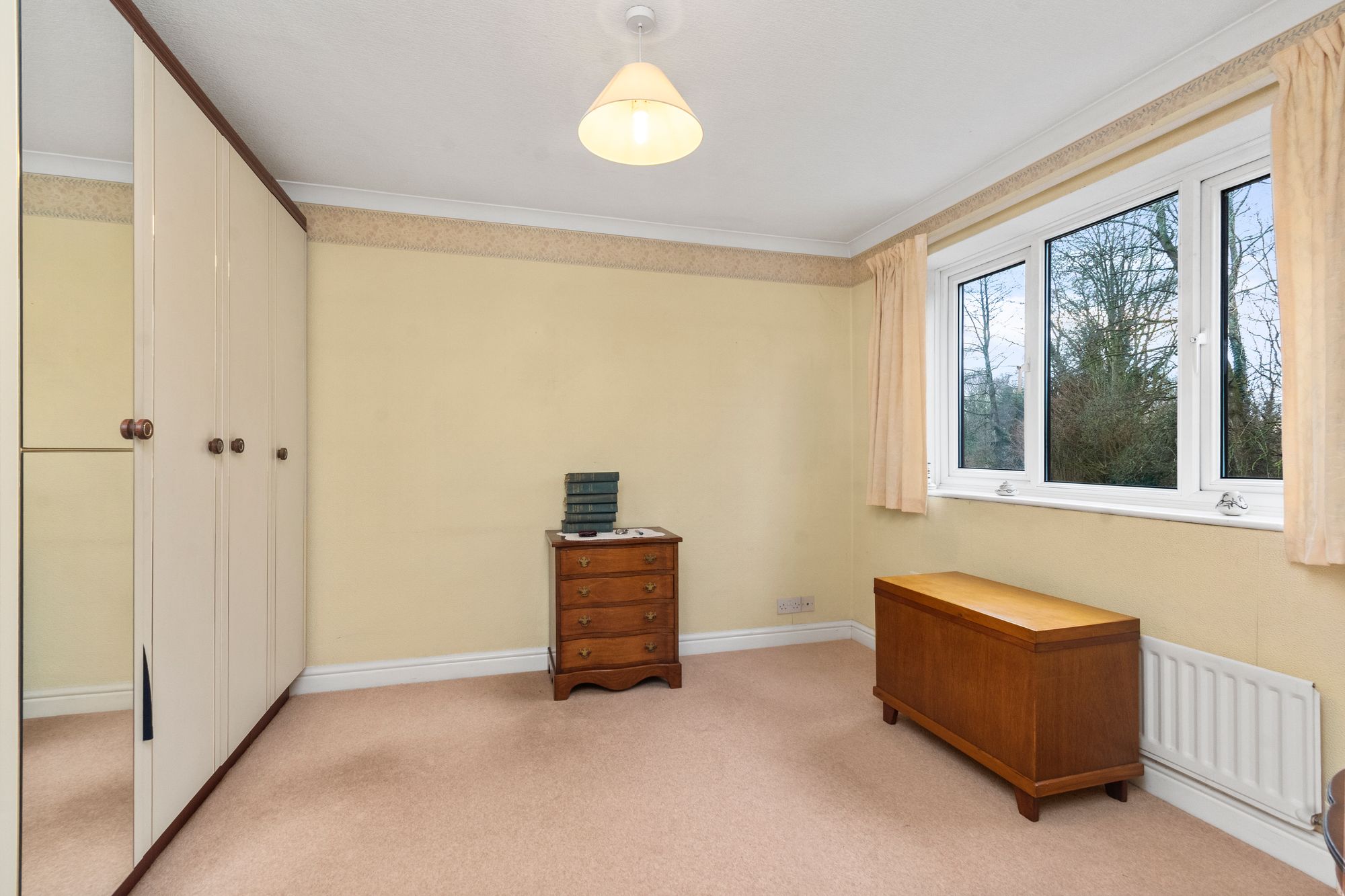 St. Andrews Close, Fearnhead, WA2