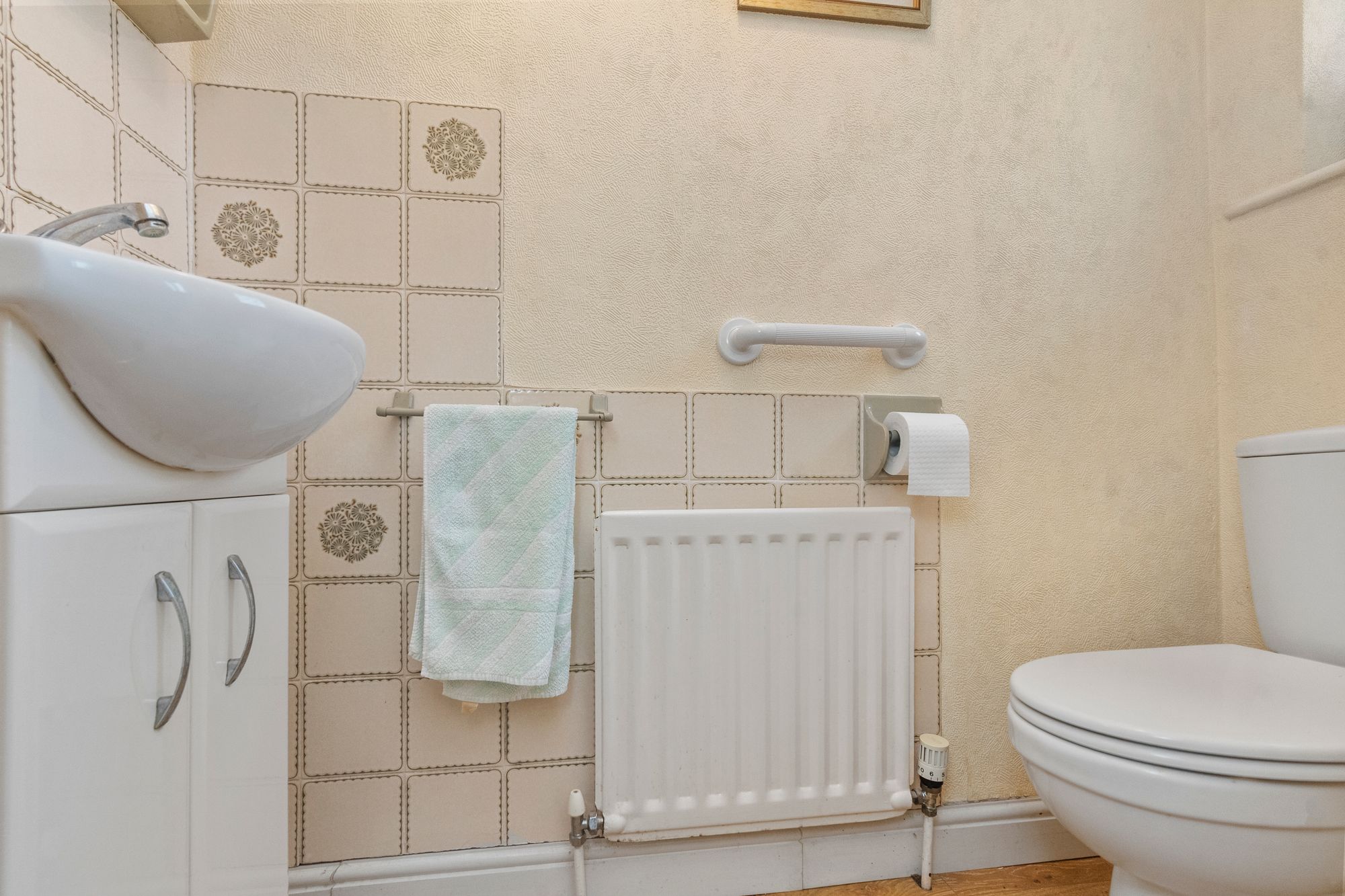 St. Andrews Close, Fearnhead, WA2