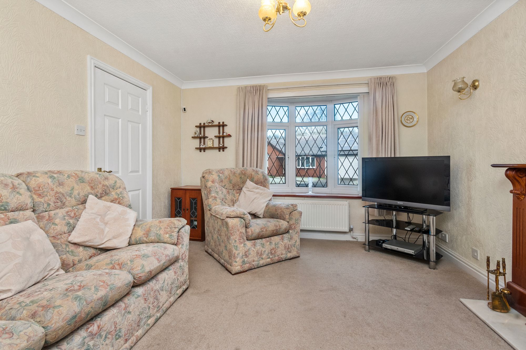 St. Andrews Close, Fearnhead, WA2