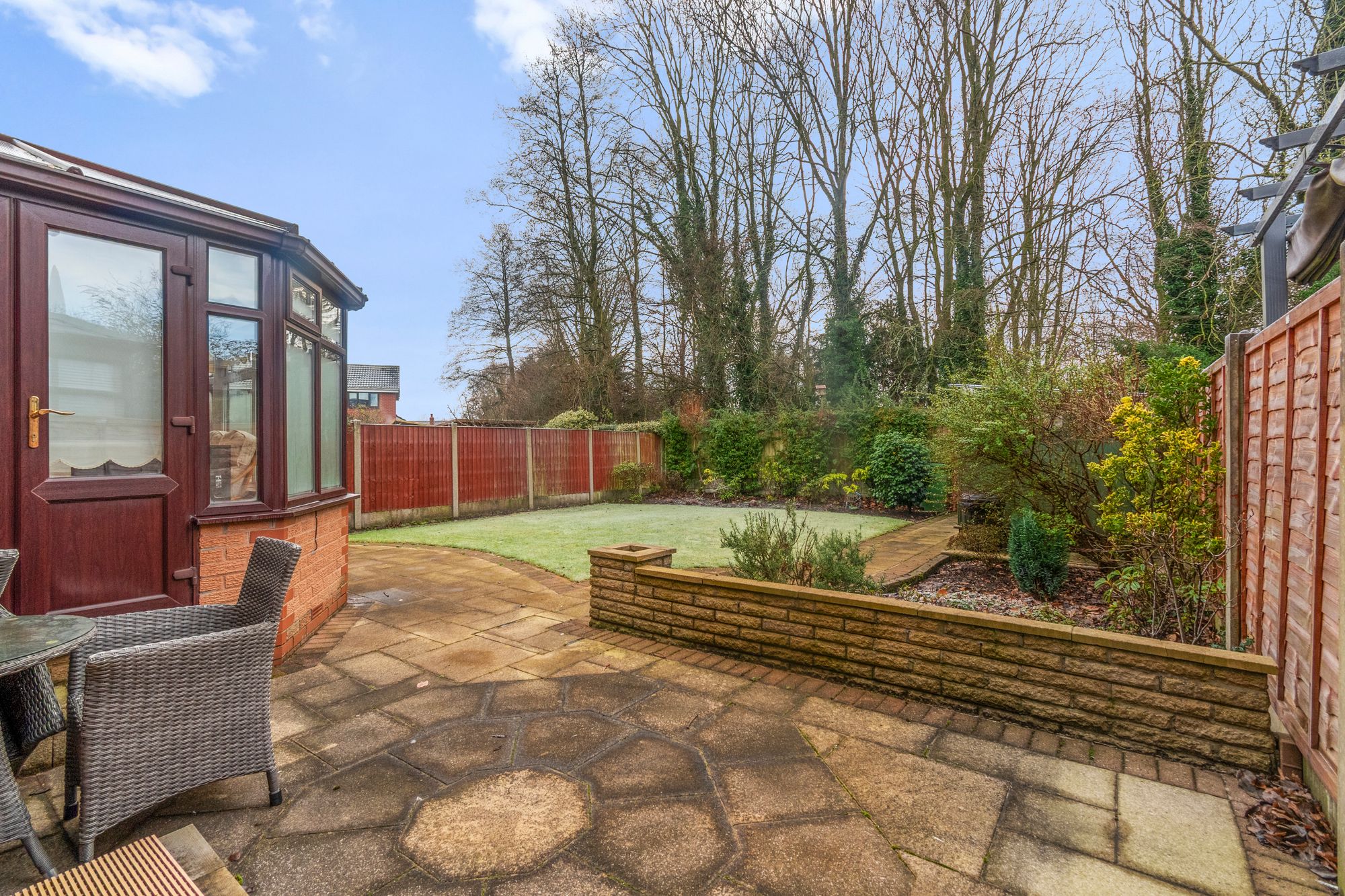 St. Andrews Close, Fearnhead, WA2