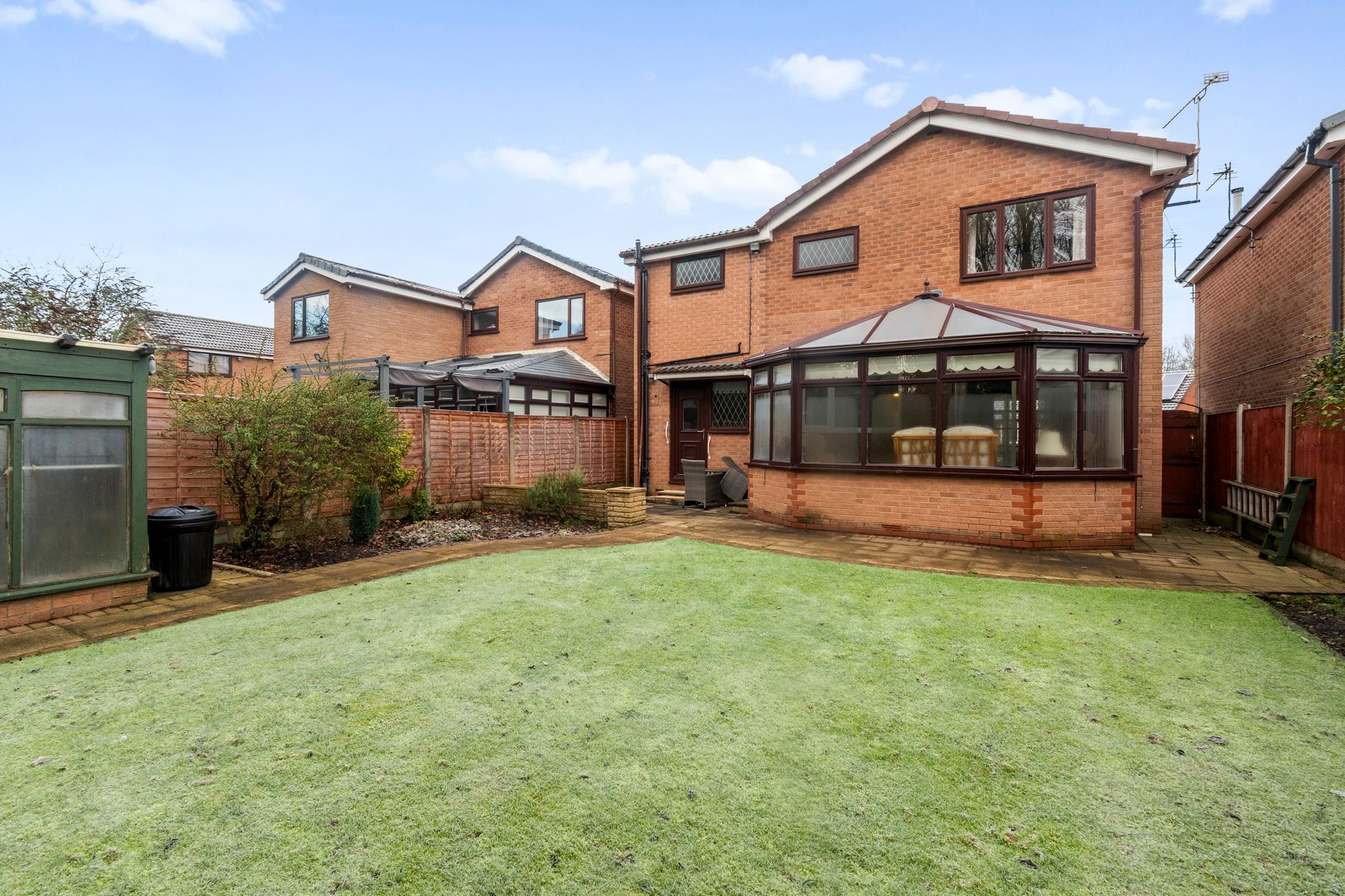 St. Andrews Close, Fearnhead, WA2