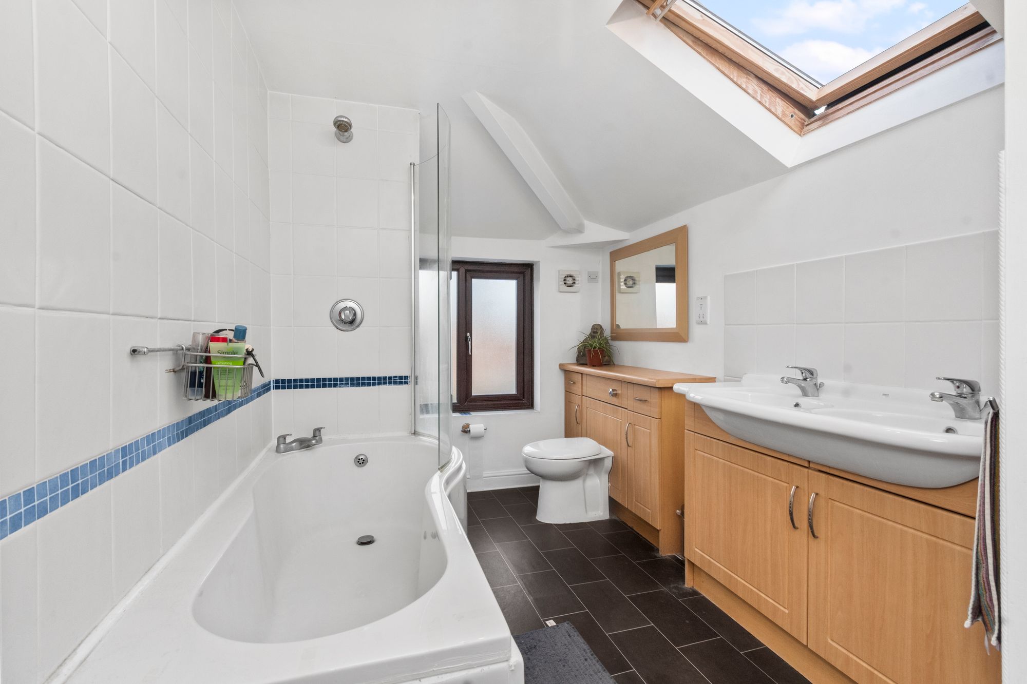 Hayfield Road, Woolston, WA1