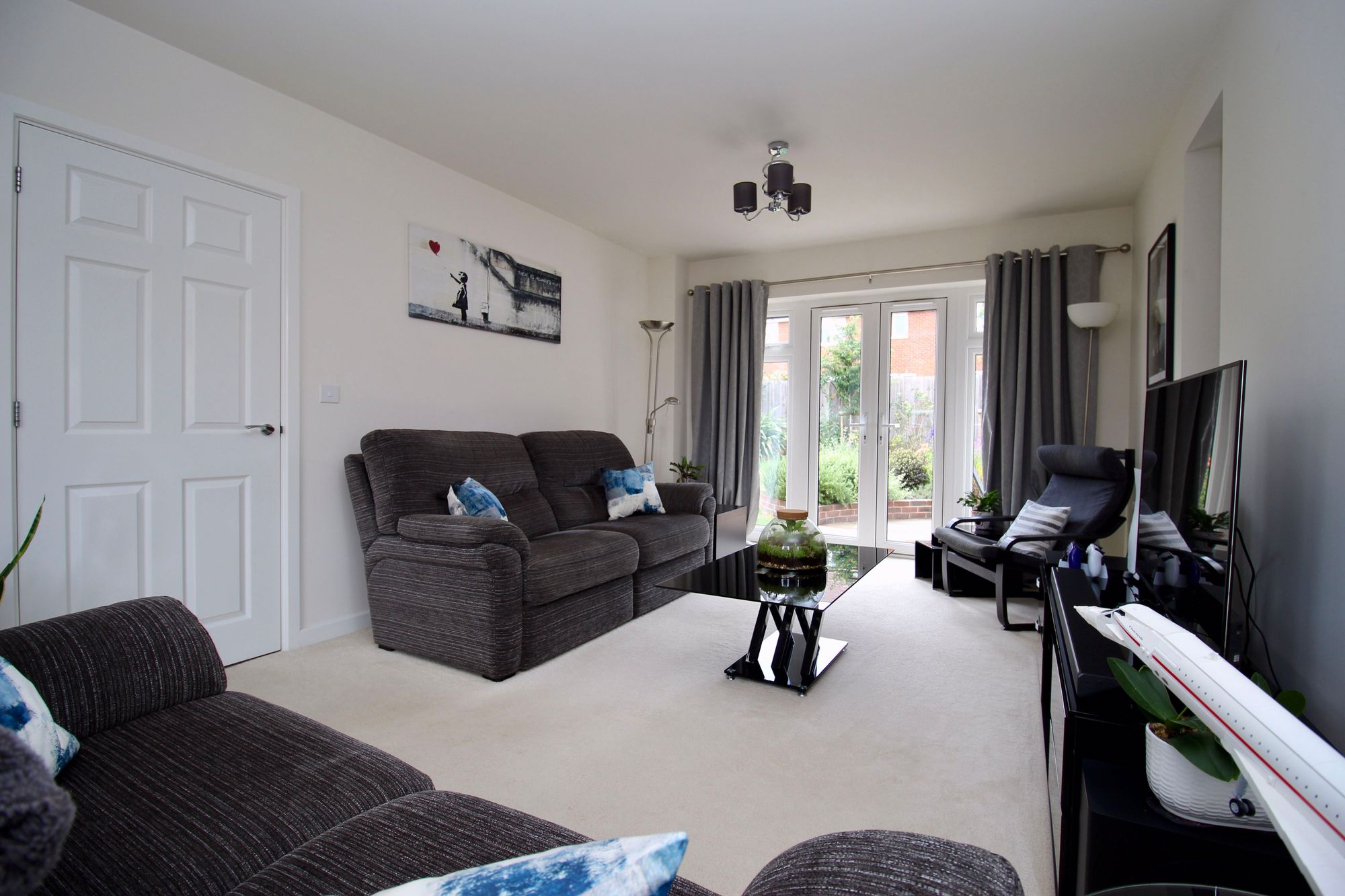 66 Harper Road, Botley
