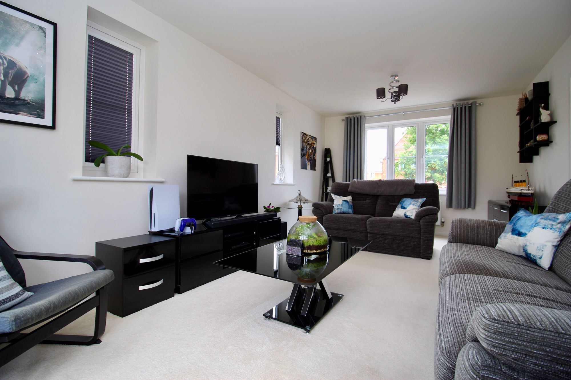 66 Harper Road, Botley
