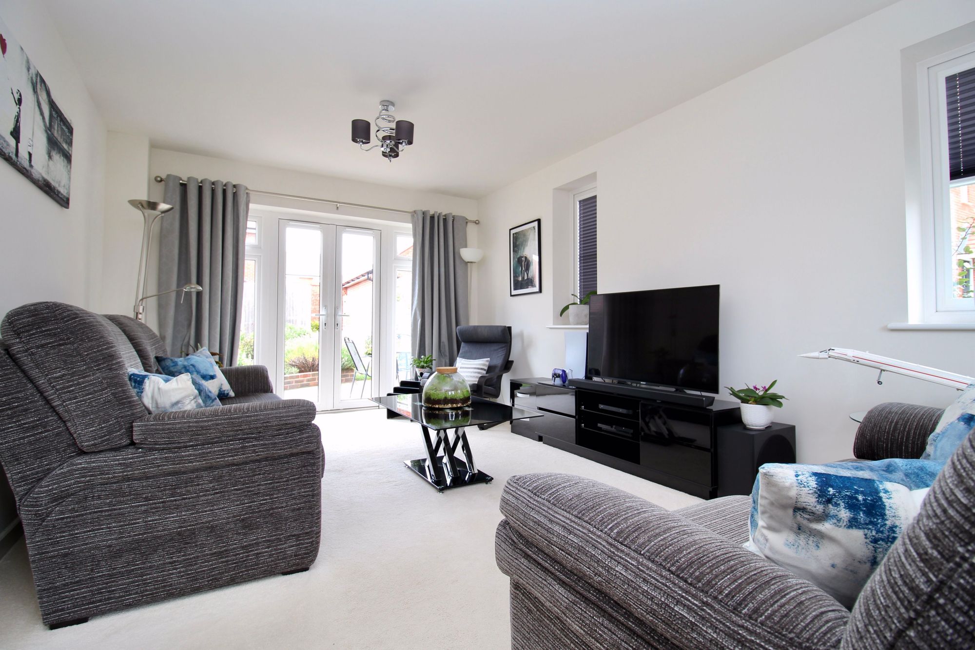 66 Harper Road, Botley