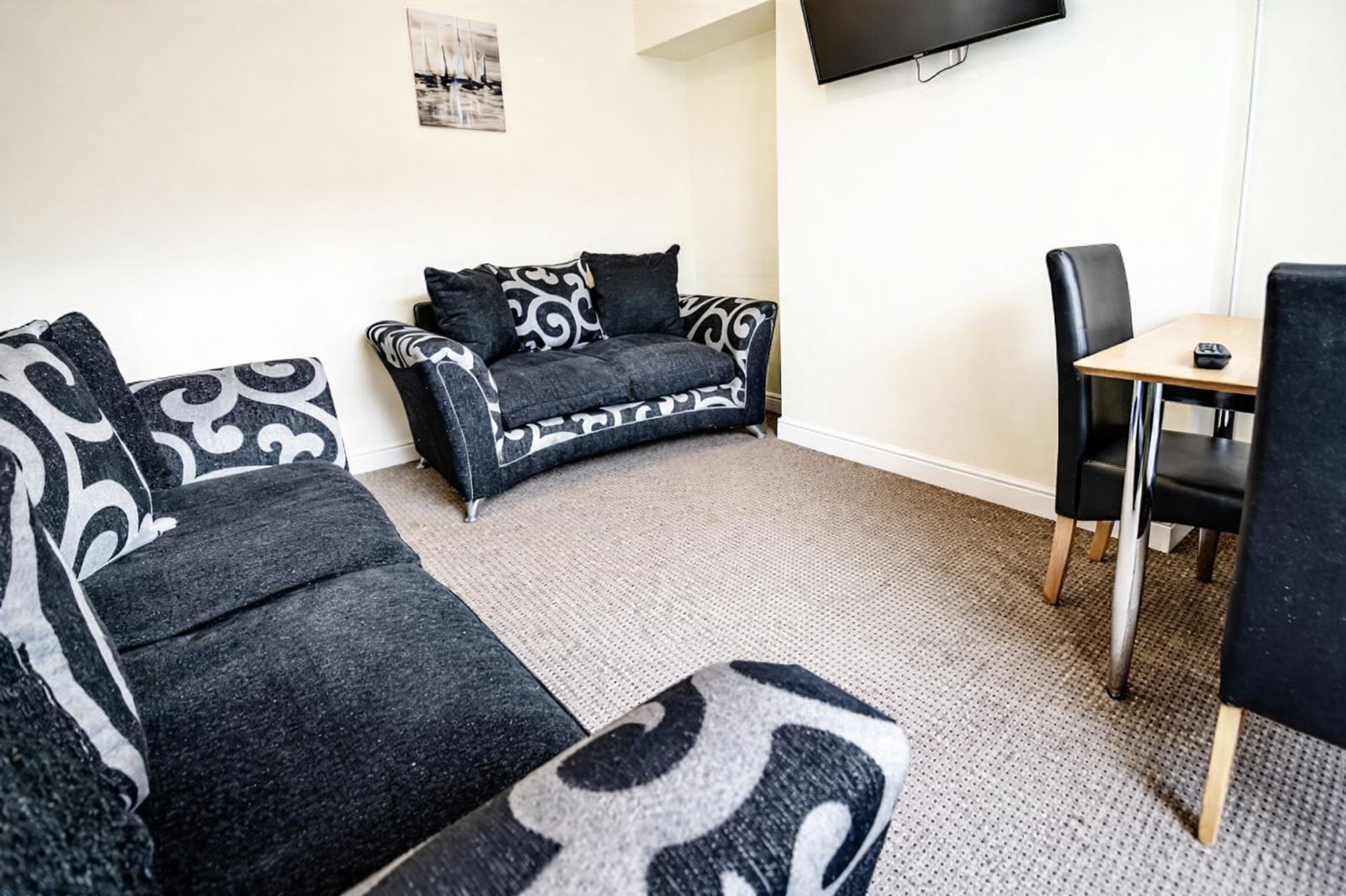 dd24fed1-f8ba-4496-9421-6e267e235afe