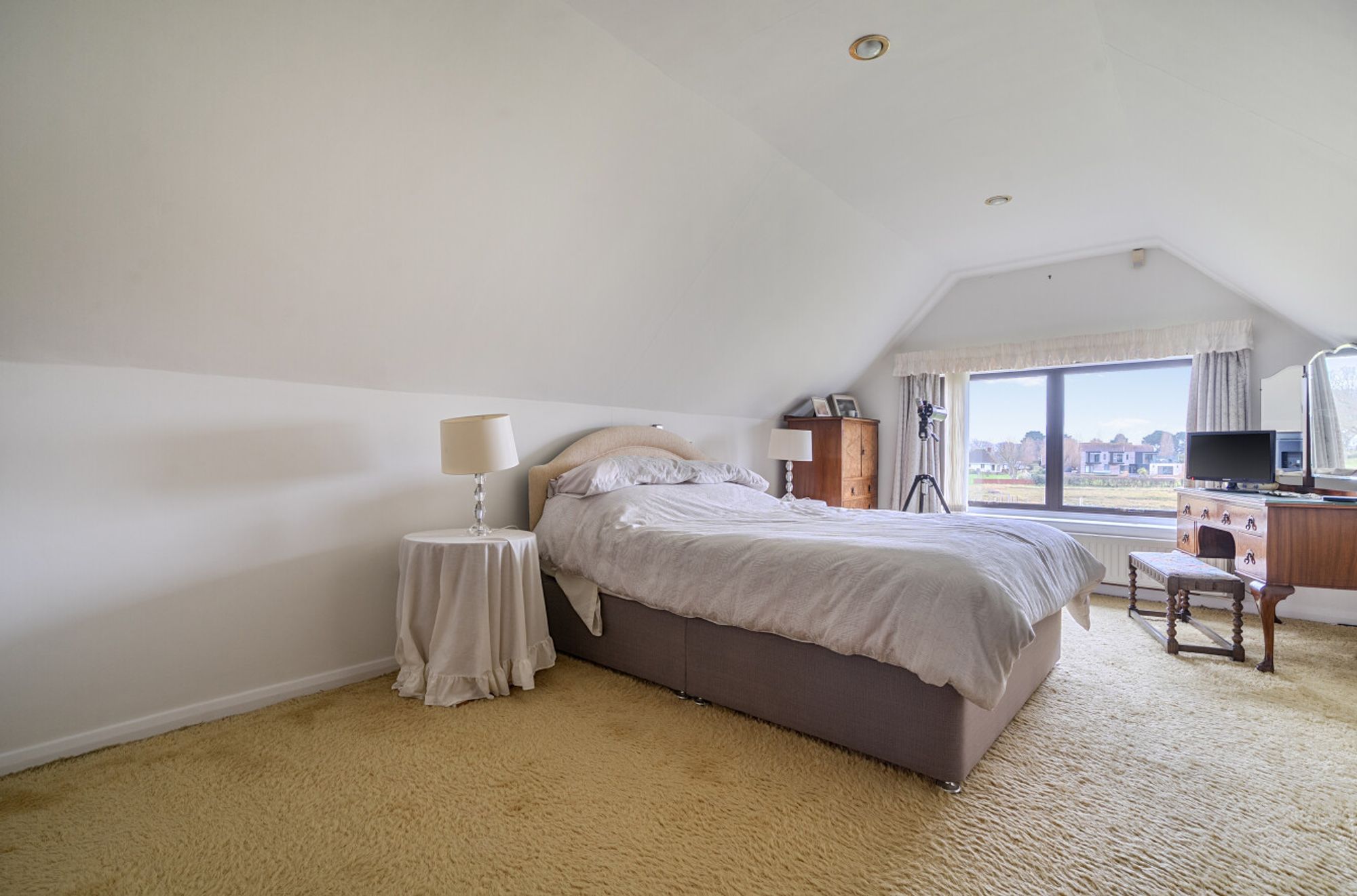 Smugglers Lane, Bosham, PO18 images