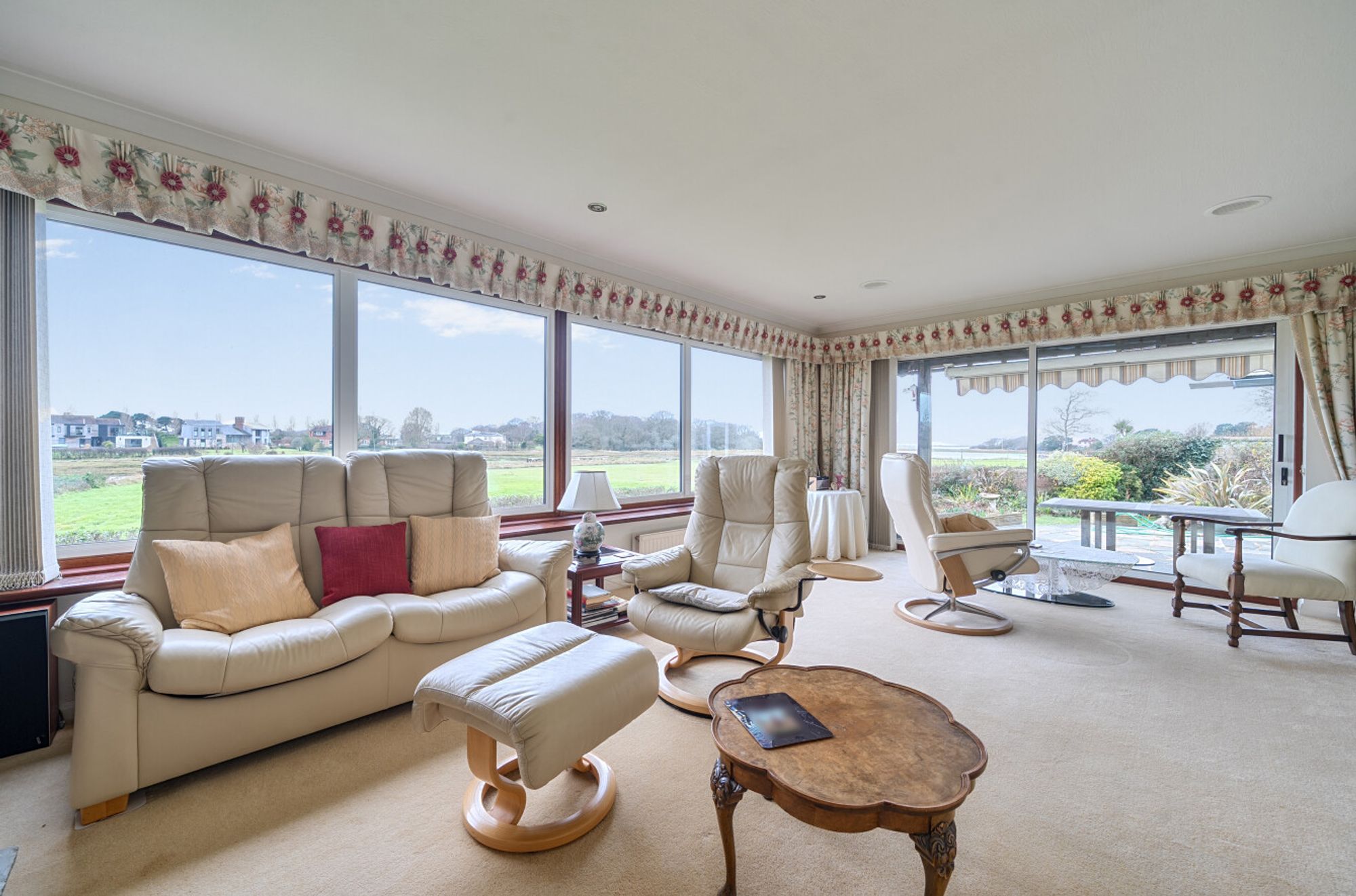 Smugglers Lane, Bosham, PO18 images