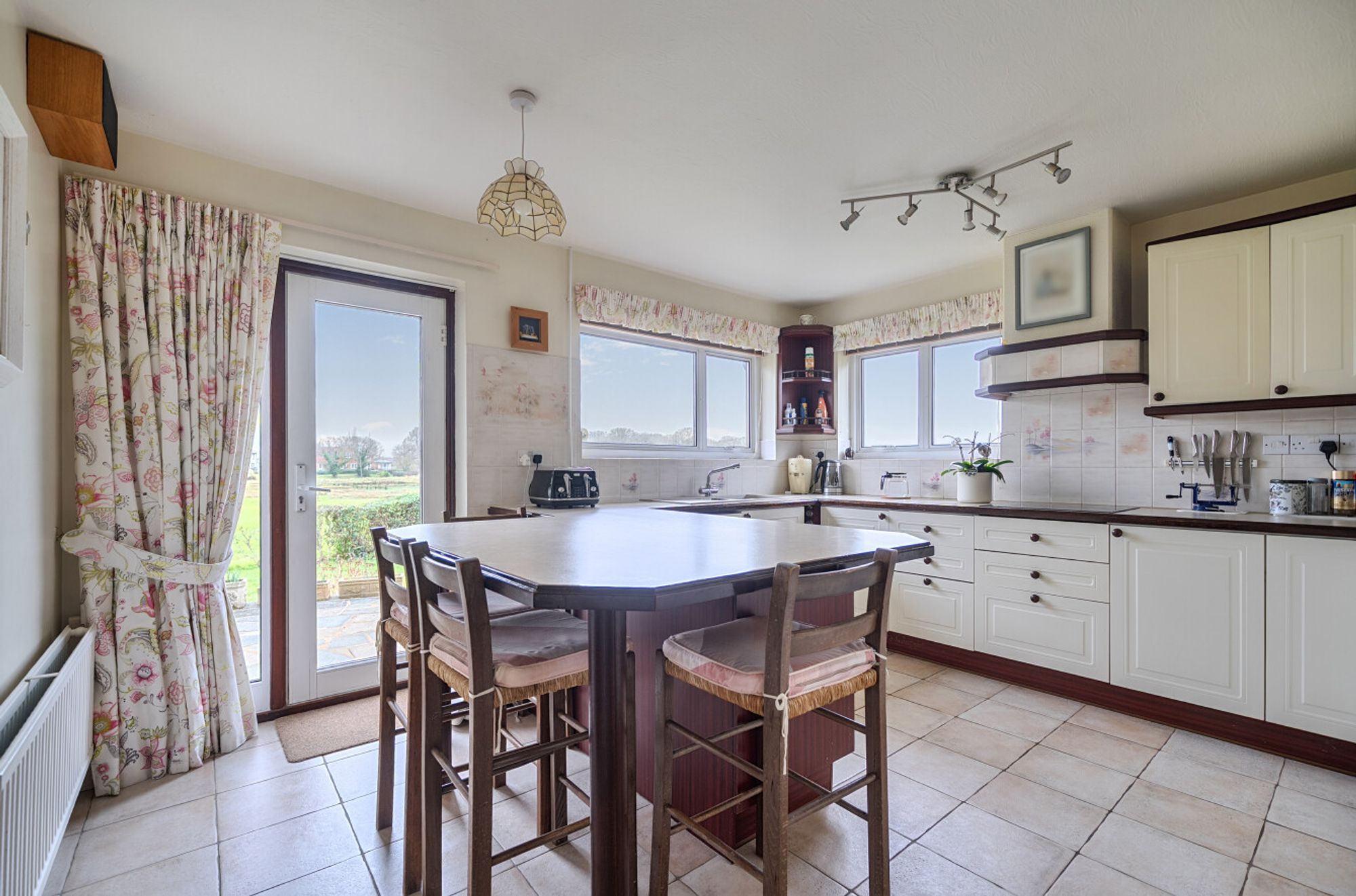 Smugglers Lane, Bosham, PO18 images