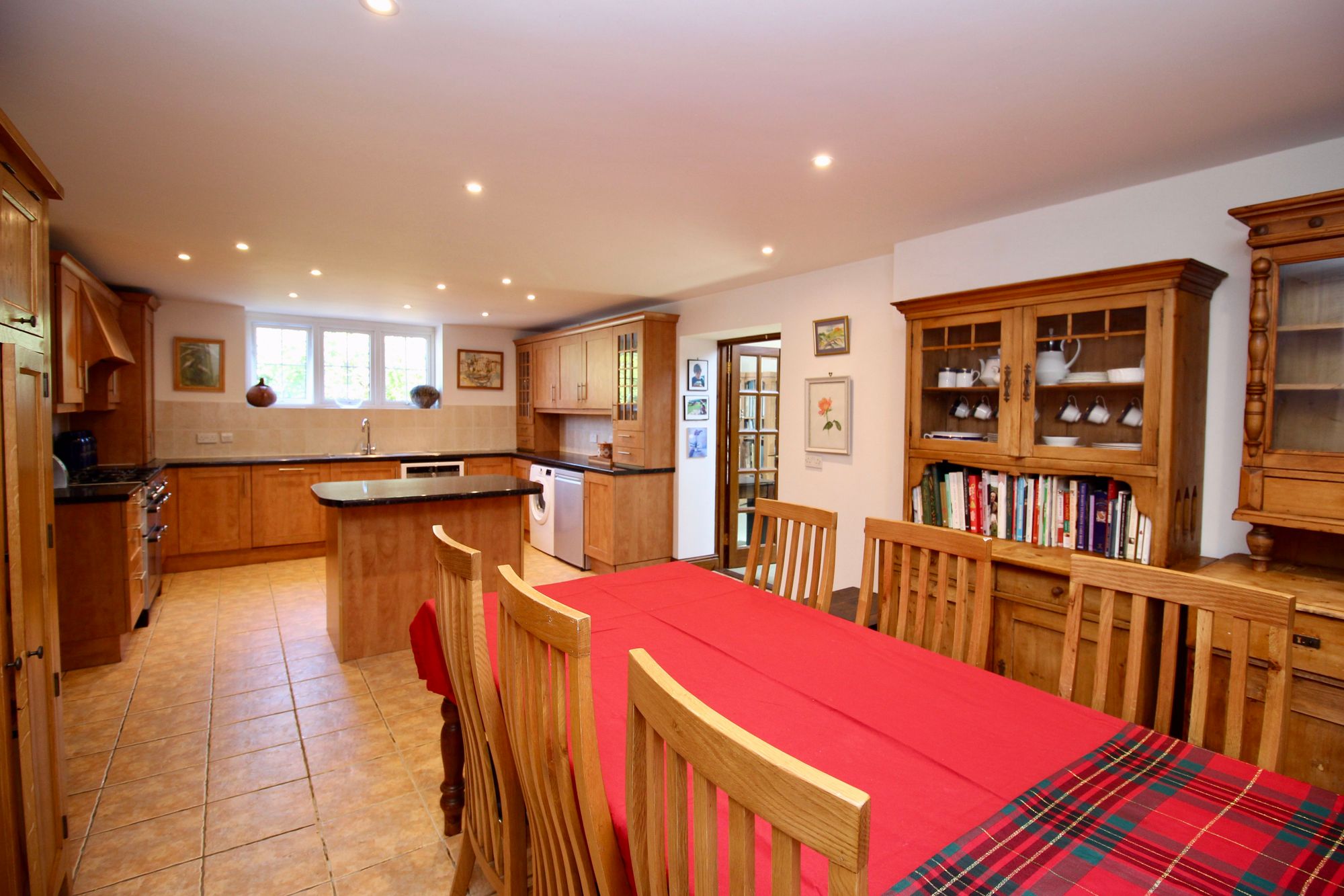 3 Lecole Walk High Street, Botley