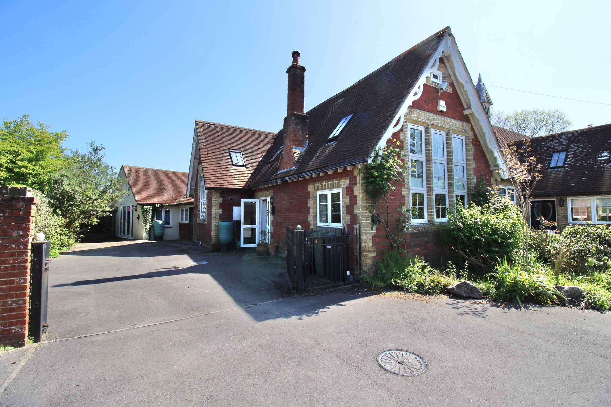 3 Lecole Walk High Street, Botley