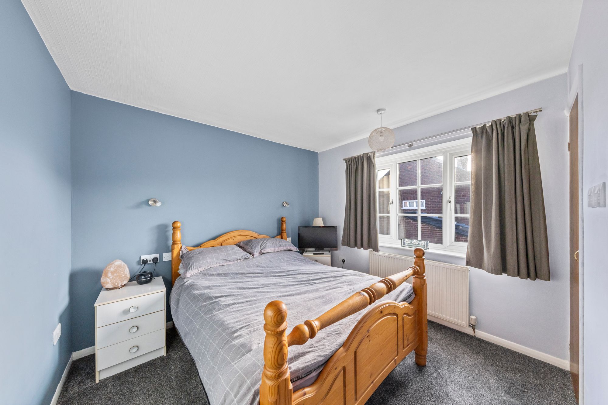 Gordon Avenue, Woolston, WA1