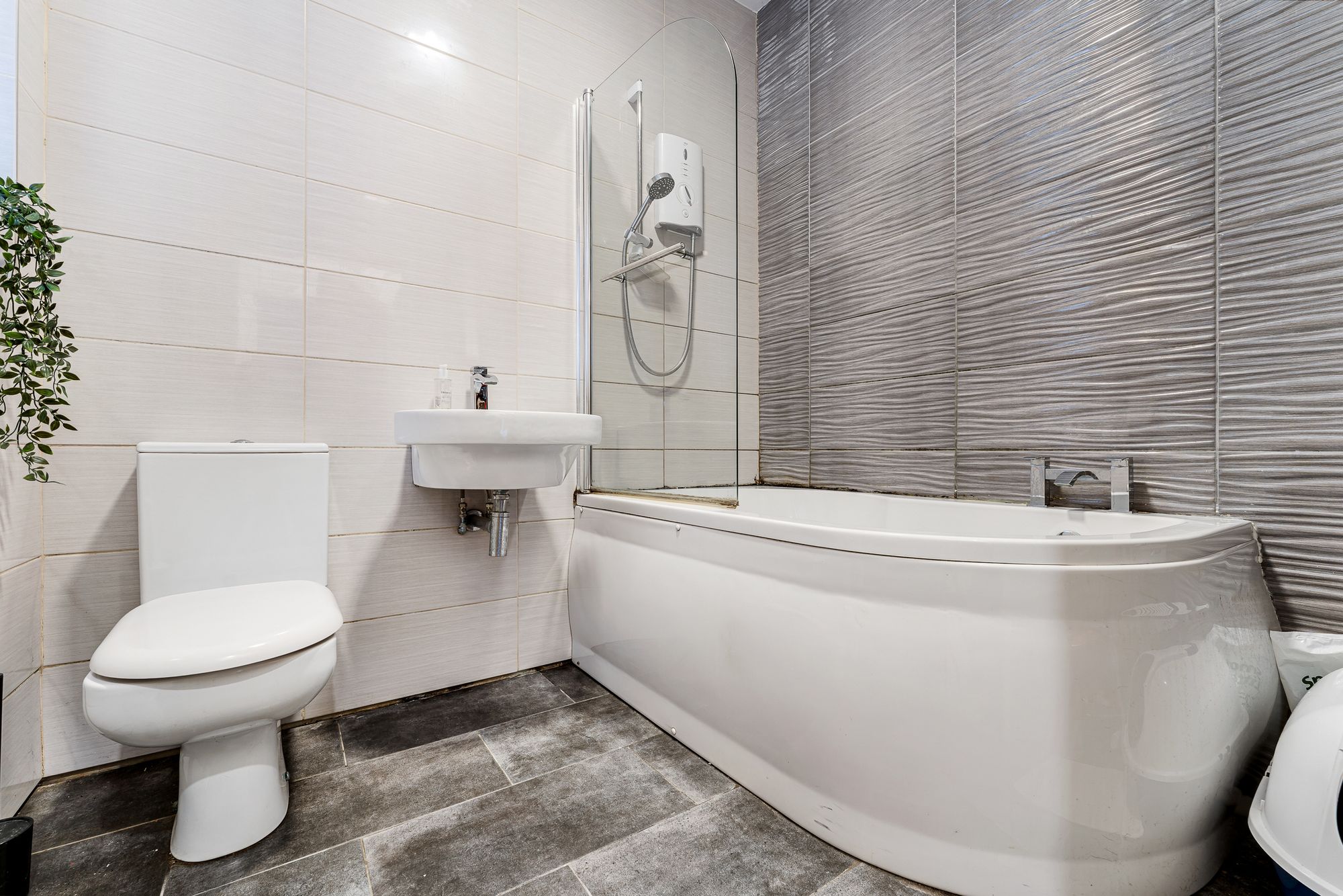 Belvoir Road, Widnes, WA8