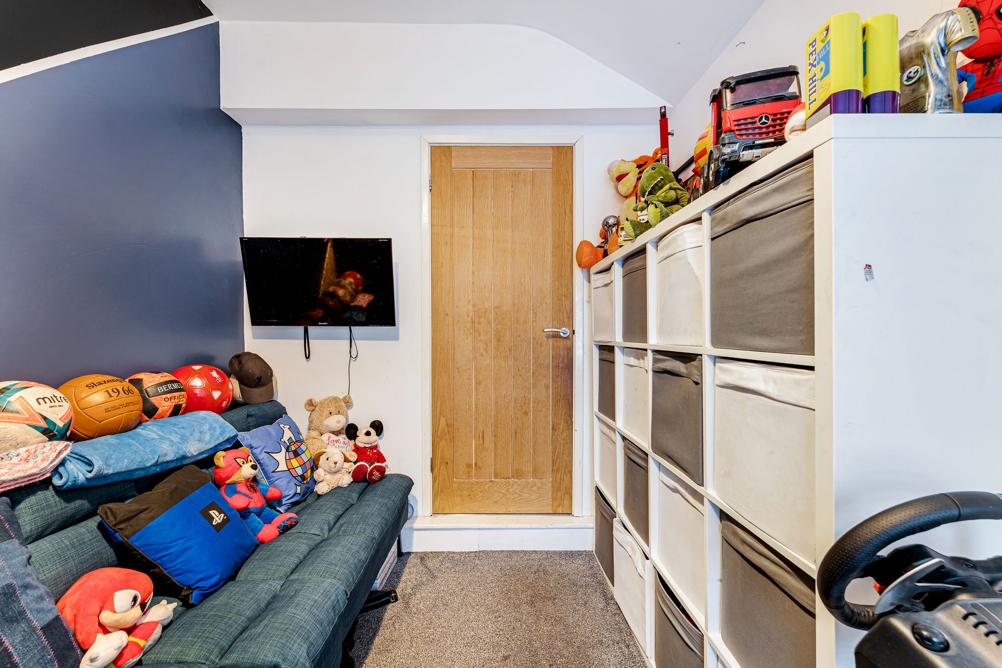 Belvoir Road, Widnes, WA8