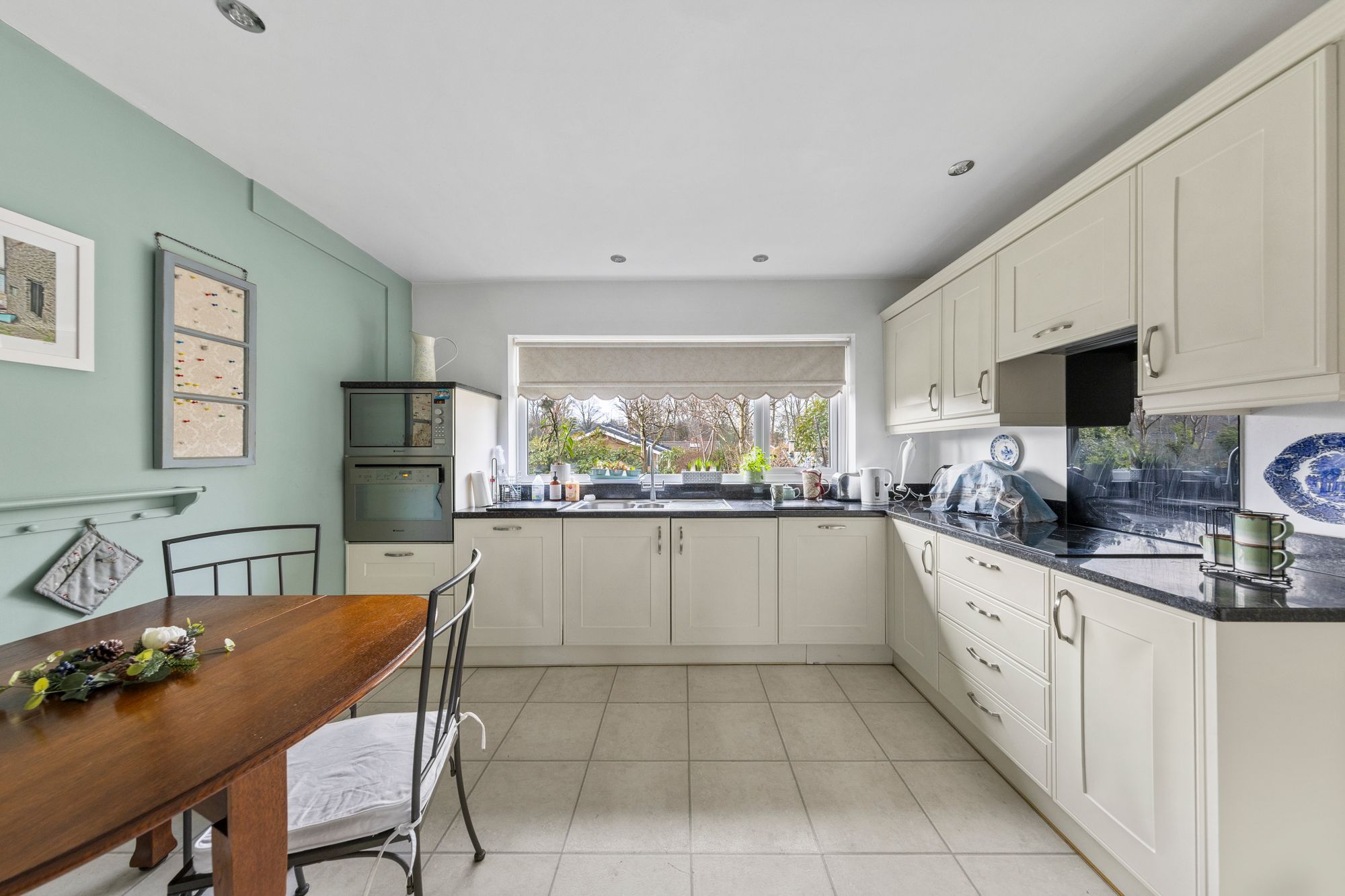 Hillcliffe Road, Walton, WA4